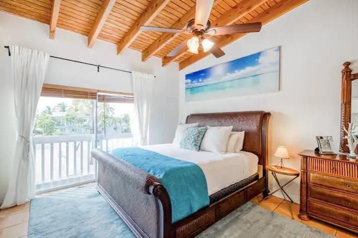 164 Ocean Bay Drive 3-c Property Photo 3