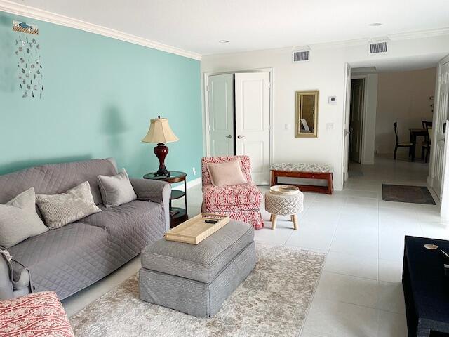 1420 Ocean Way 23c Property Photo 4