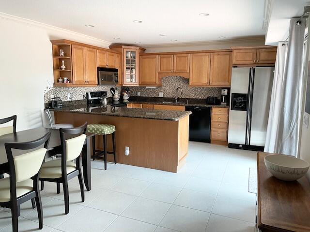 1420 Ocean Way 23c Property Photo 6