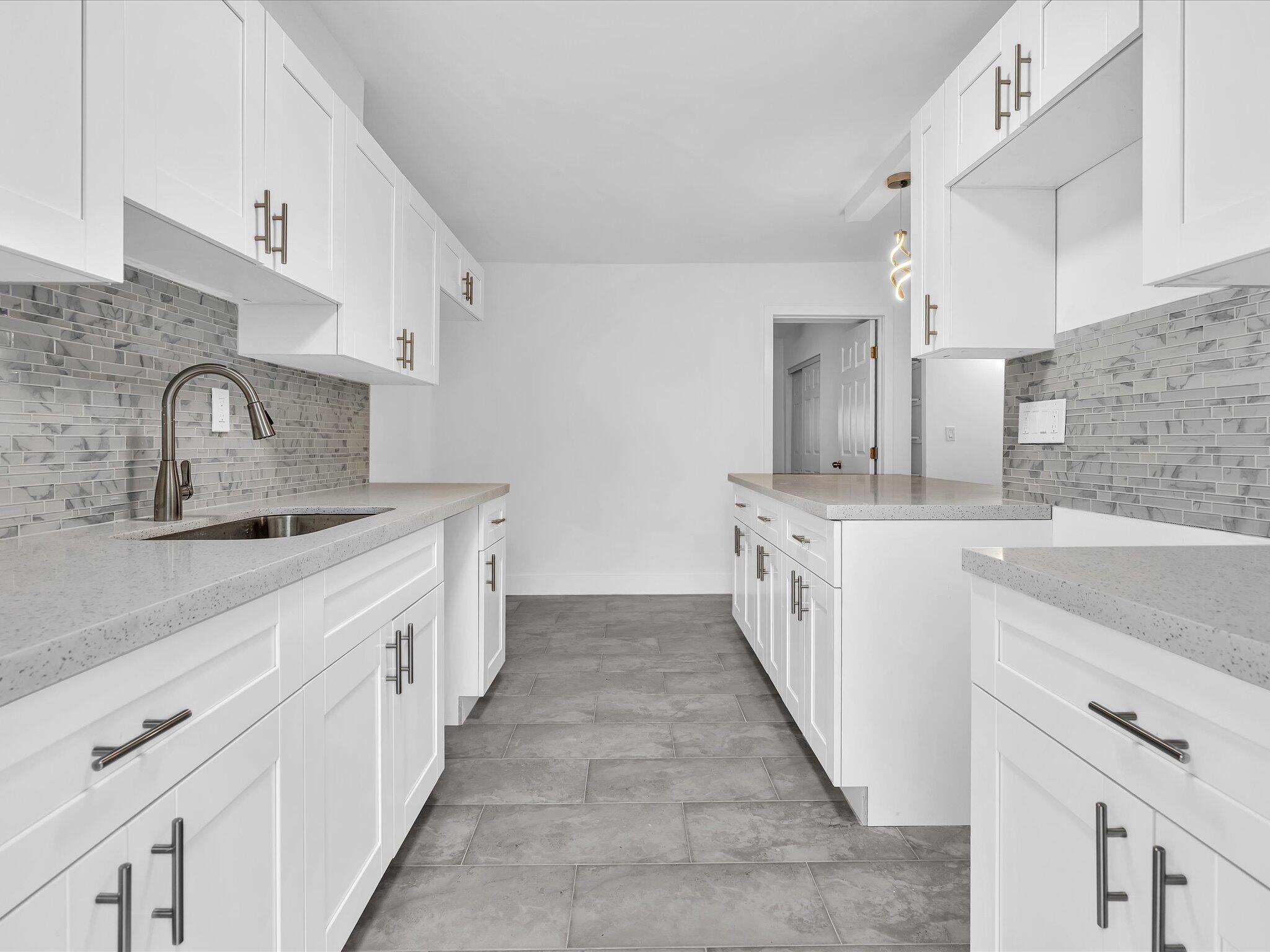 7430 Kimberly Boulevard 102d Property Photo 14