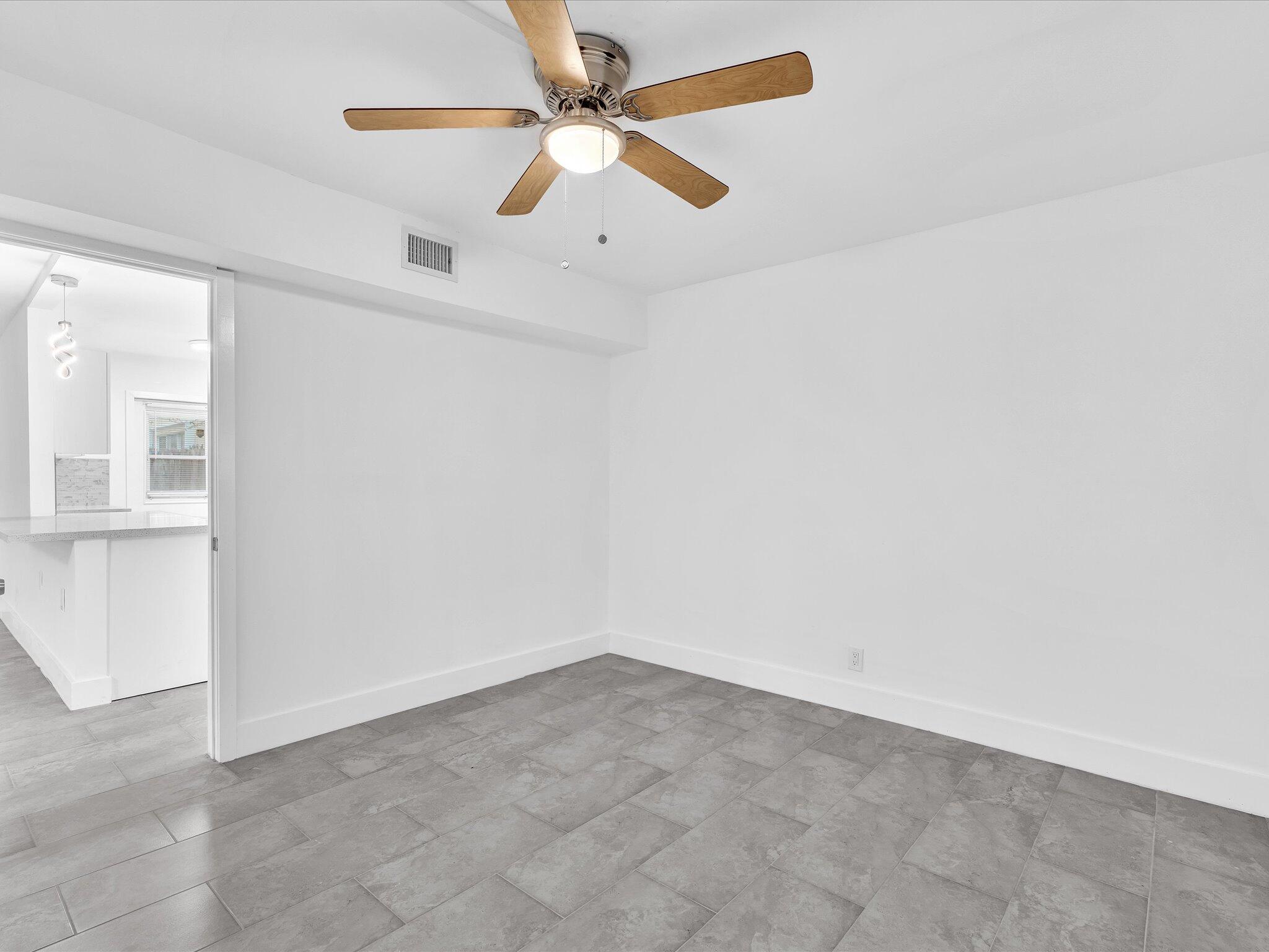 7430 Kimberly Boulevard 102d Property Photo 31