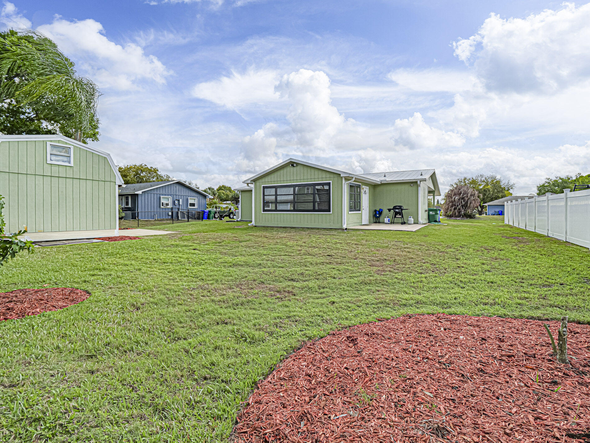 573 Autumn Terrace Property Photo 35
