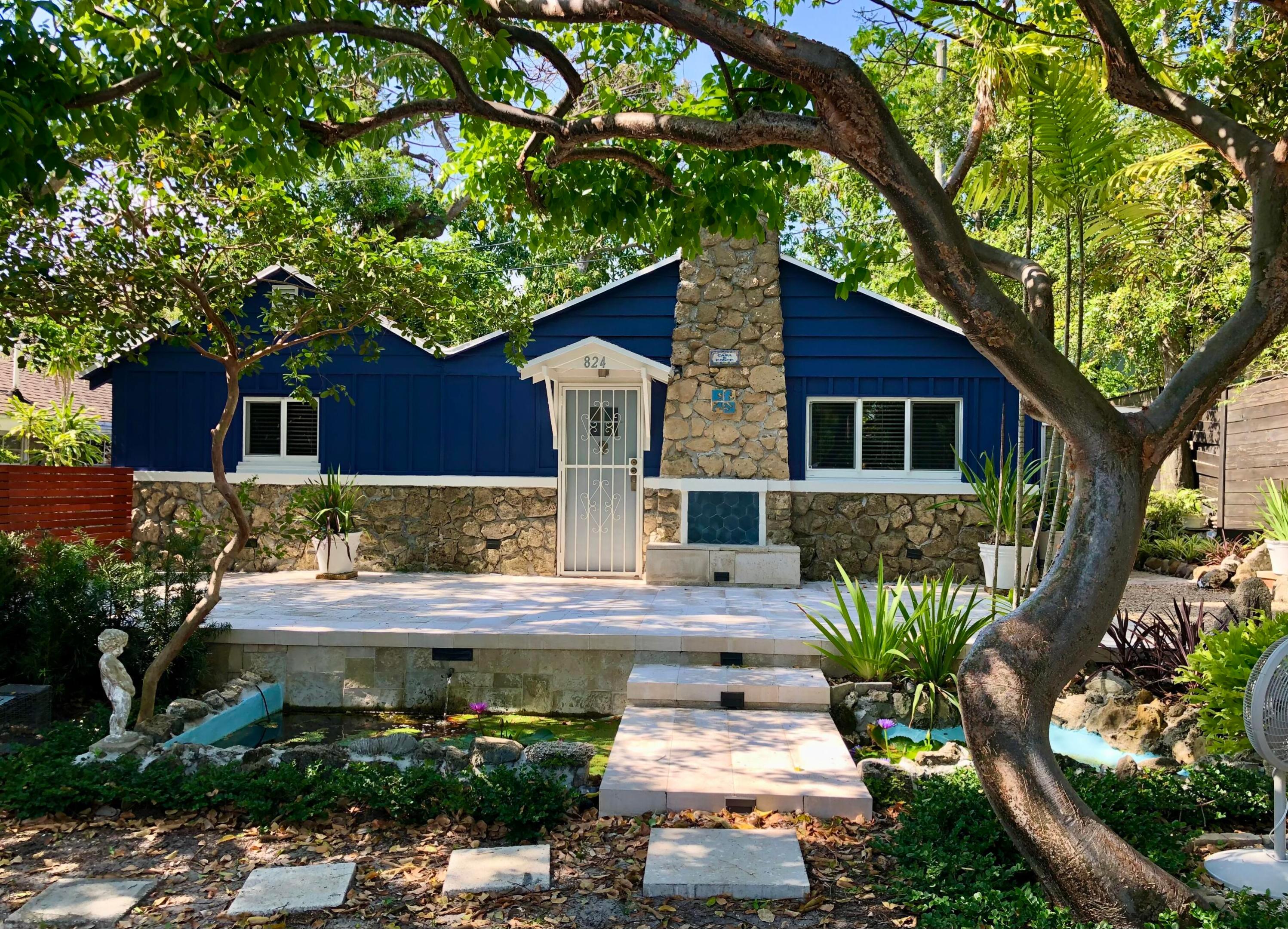 824 35th Street Property Photo 1