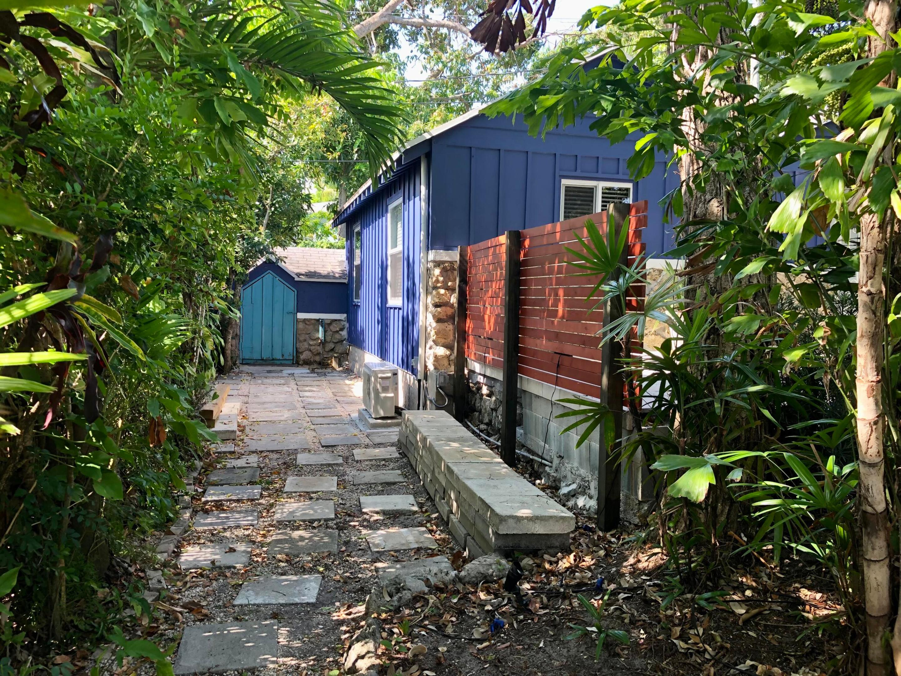 824 35th Street Property Photo 4