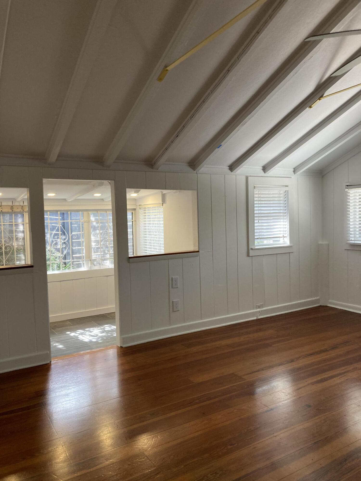 824 35th Street Property Photo 18
