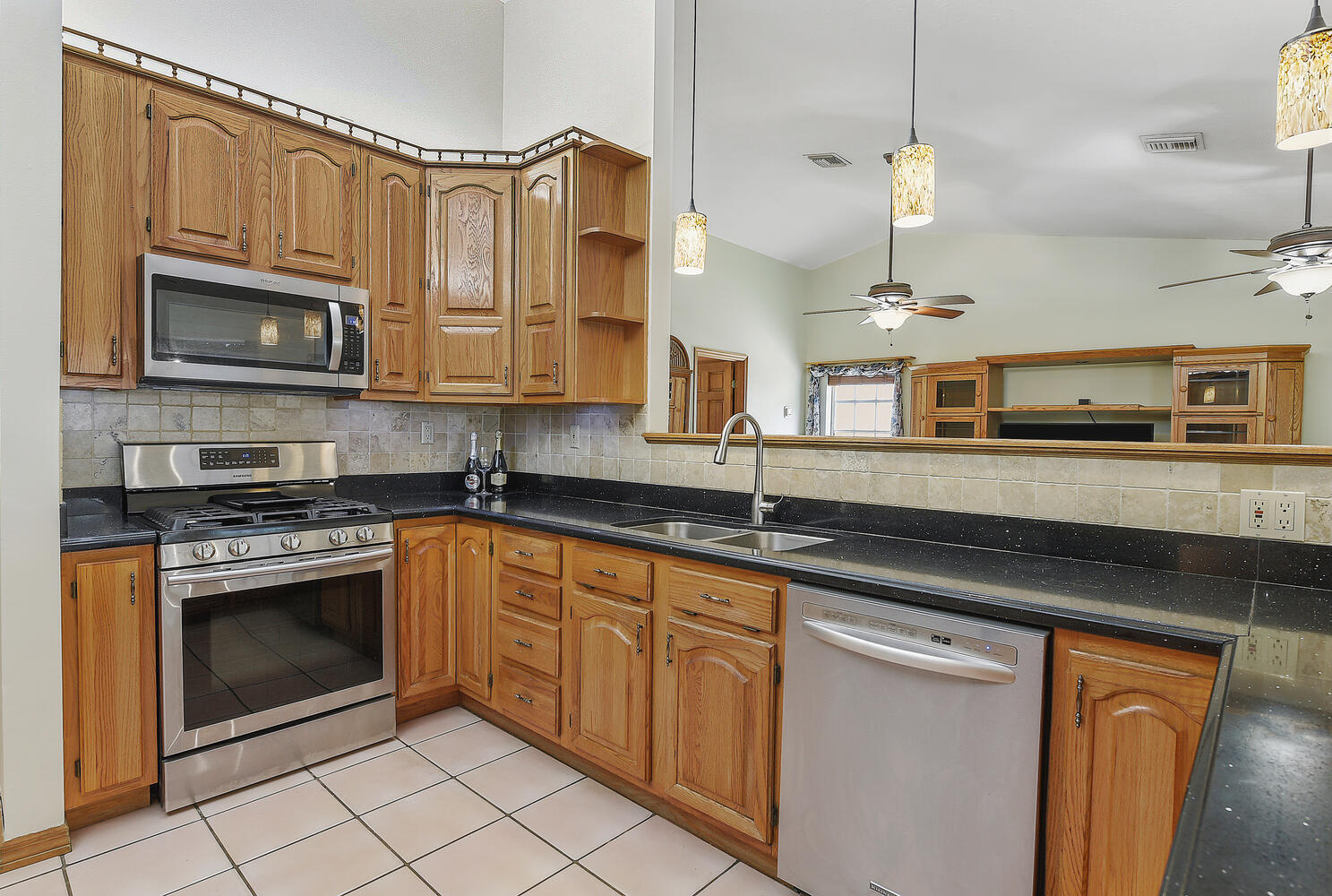 16244 E Downers Drive Property Photo 11