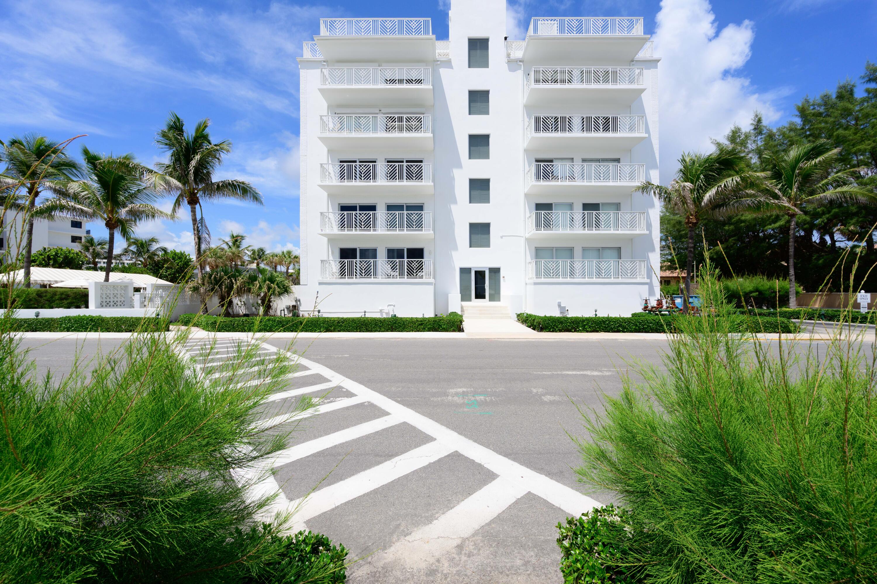 170 N Ocean Boulevard 303 Property Photo 2