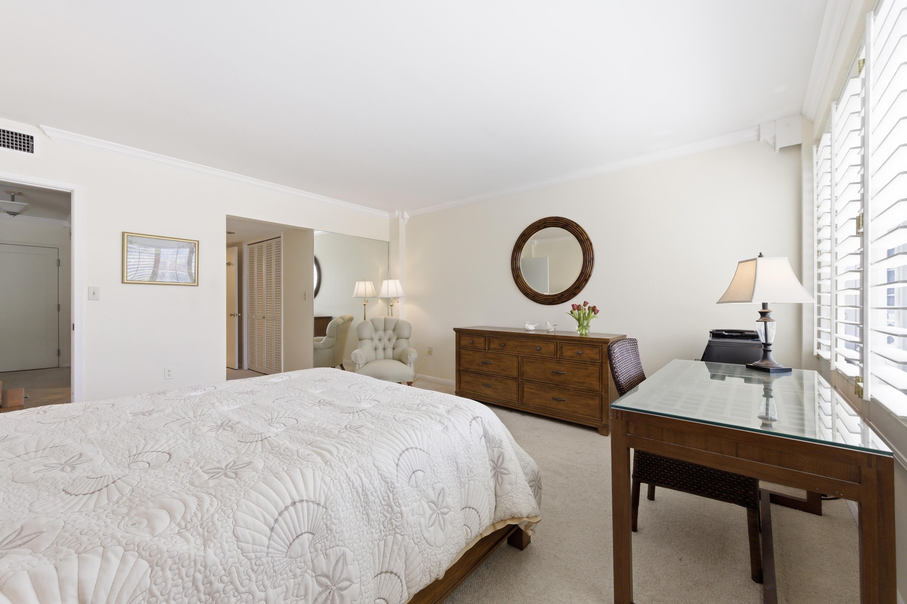 170 N Ocean Boulevard 303 Property Photo 24