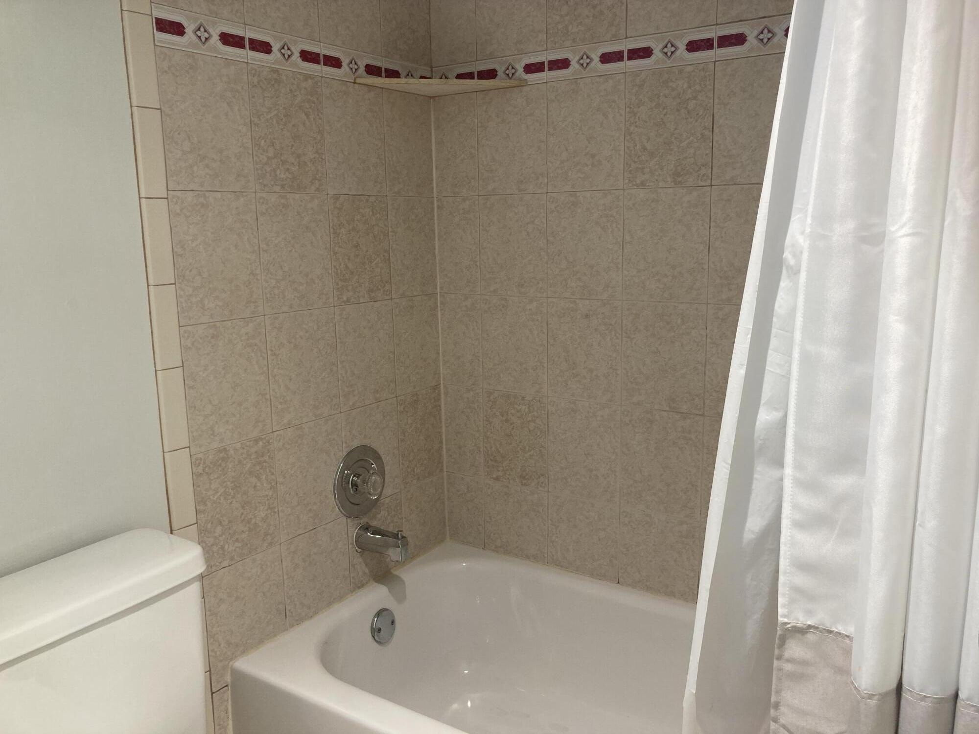 3031 N Ocean Boulevard 303 Property Photo 11