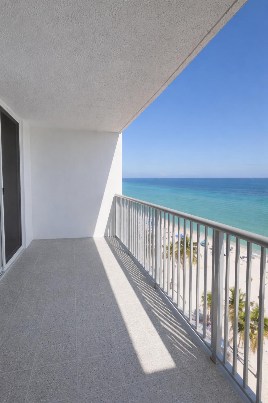 400 N Surf Road 1105 Property Photo 5