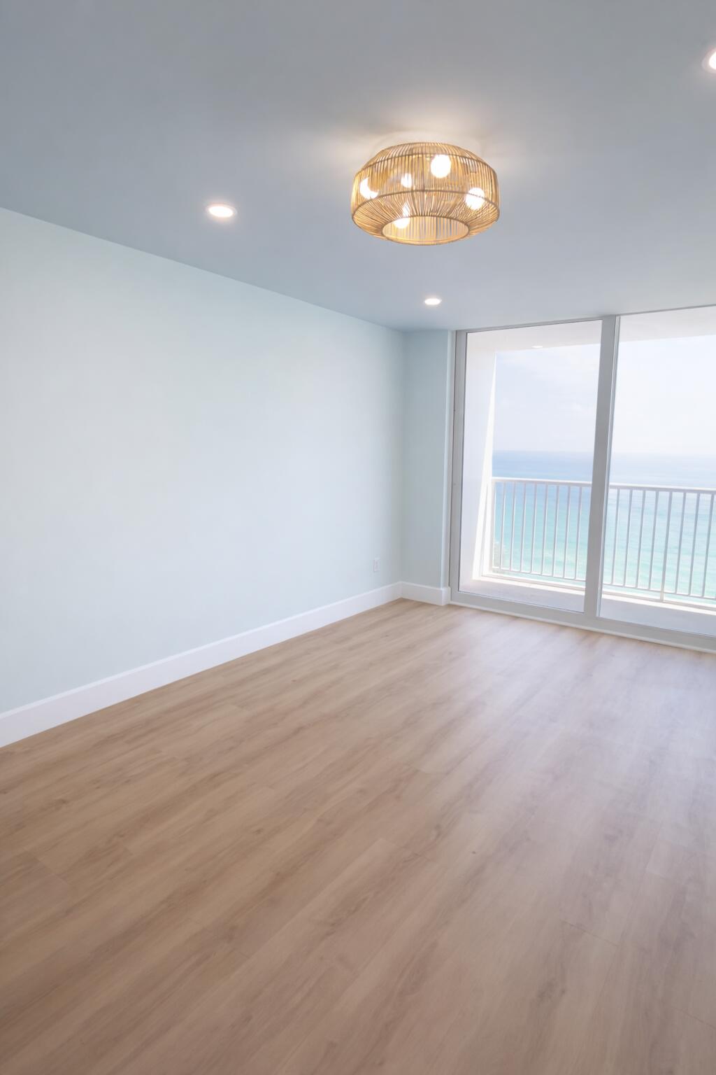 400 N Surf Road 1105 Property Photo 10