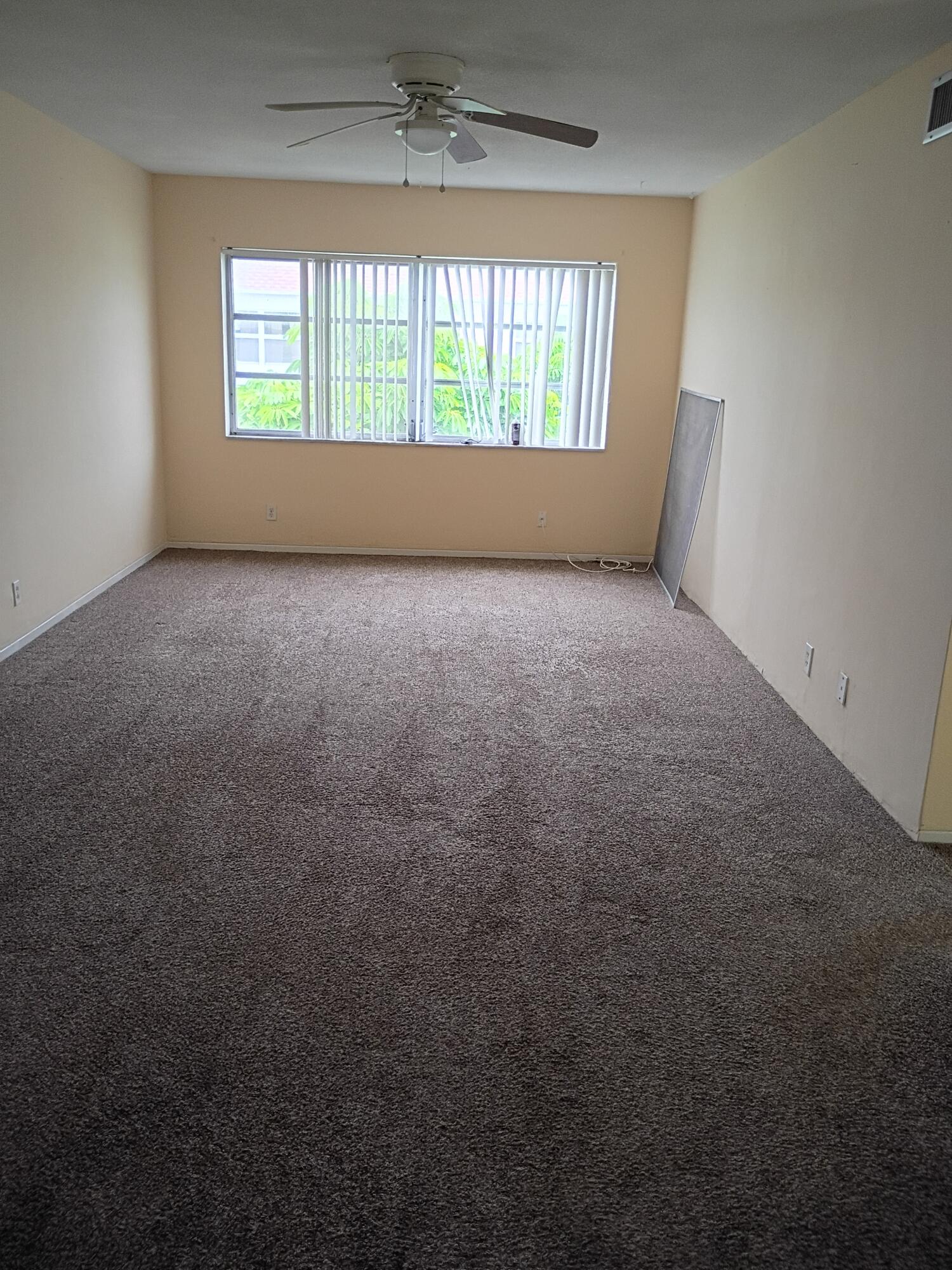 1501 Nw 43rd Avenue 204 Property Photo 6