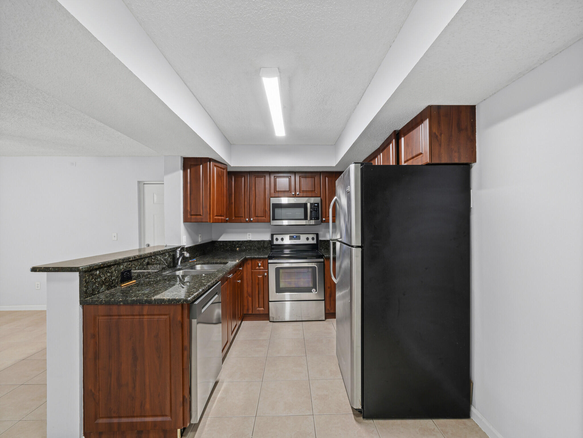 5560 Nw 61st Street 707 Property Photo 9