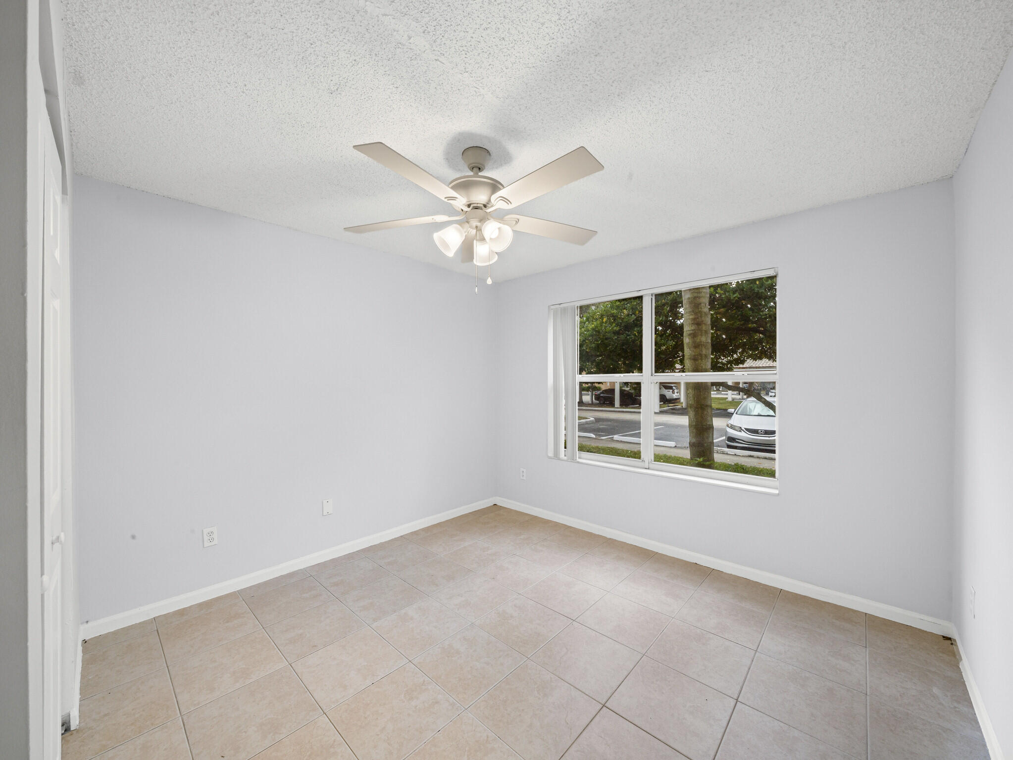 5560 Nw 61st Street 707 Property Photo 14