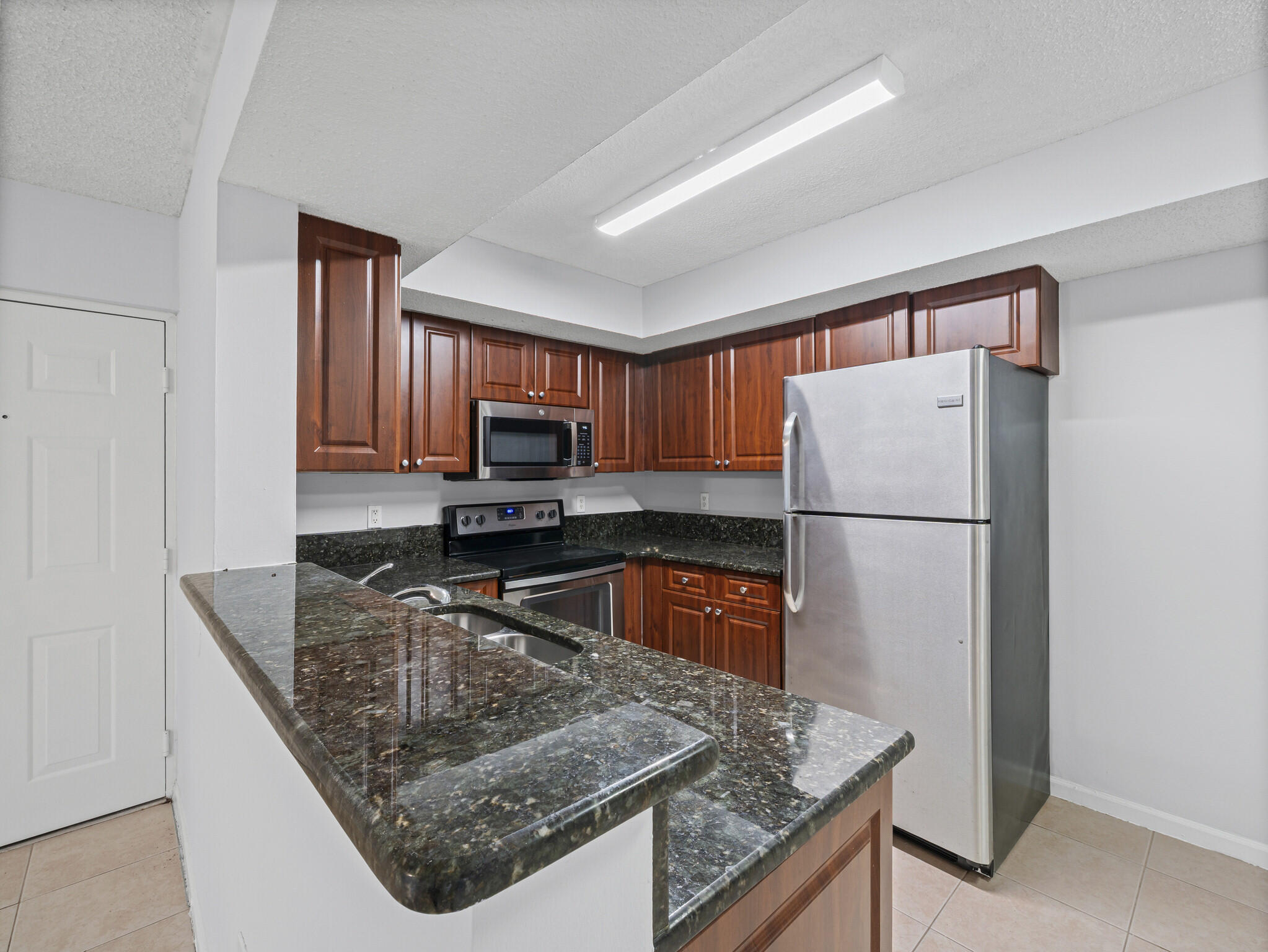 5560 Nw 61st Street 707 Property Photo 17
