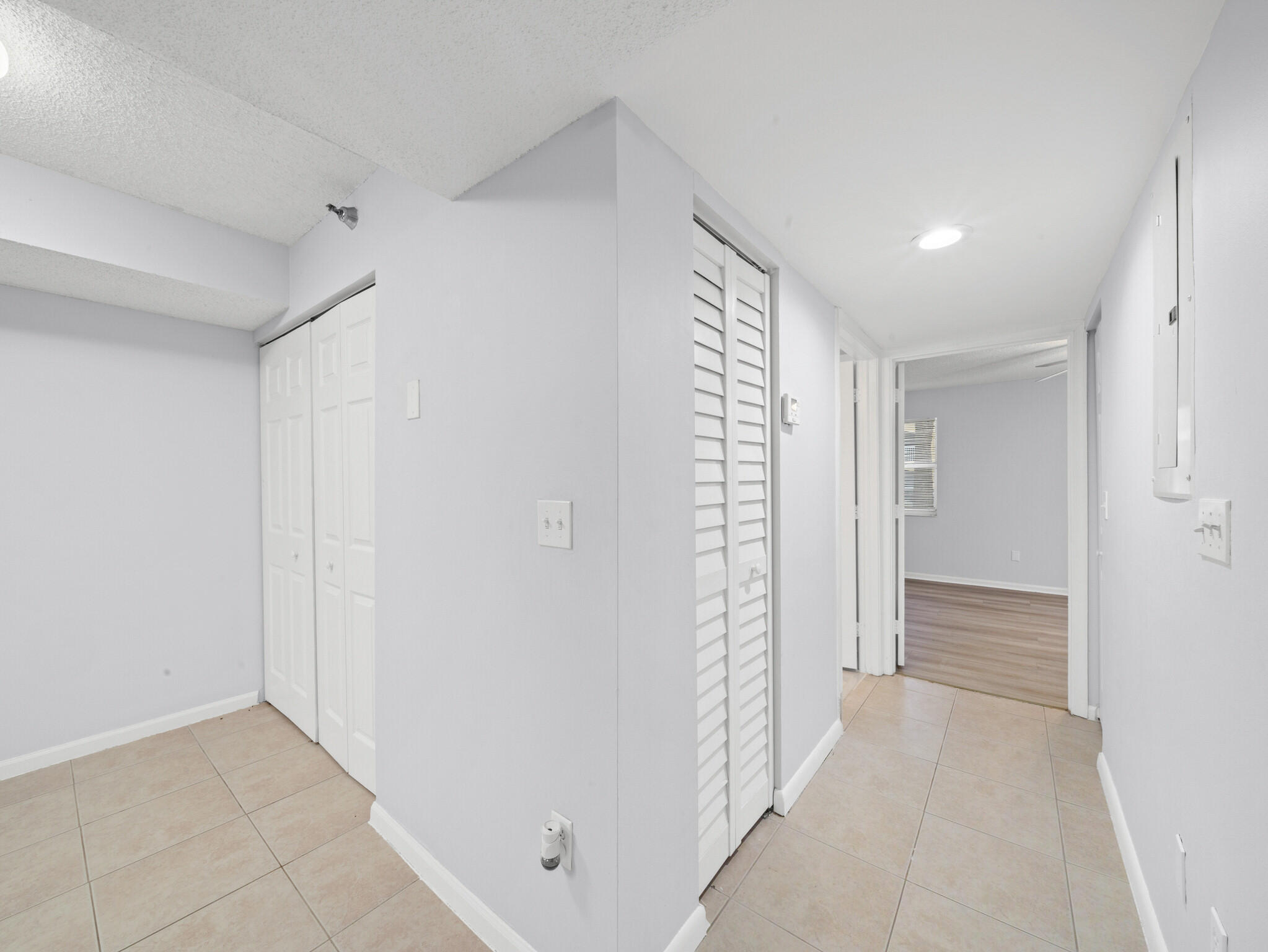 5560 Nw 61st Street 707 Property Photo 18