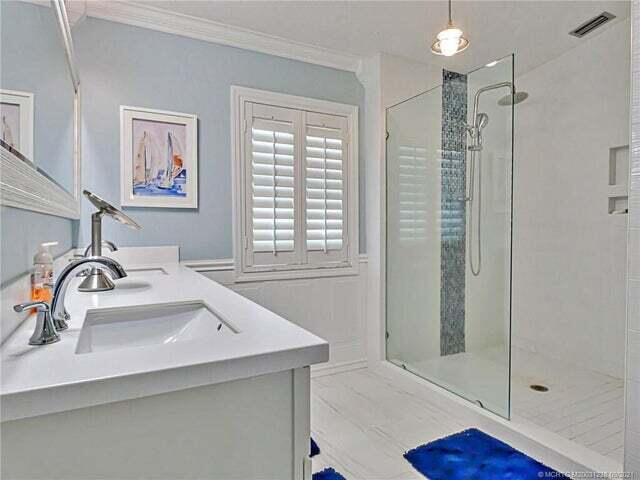 765 Sw Rustic Circle Property Photo 16