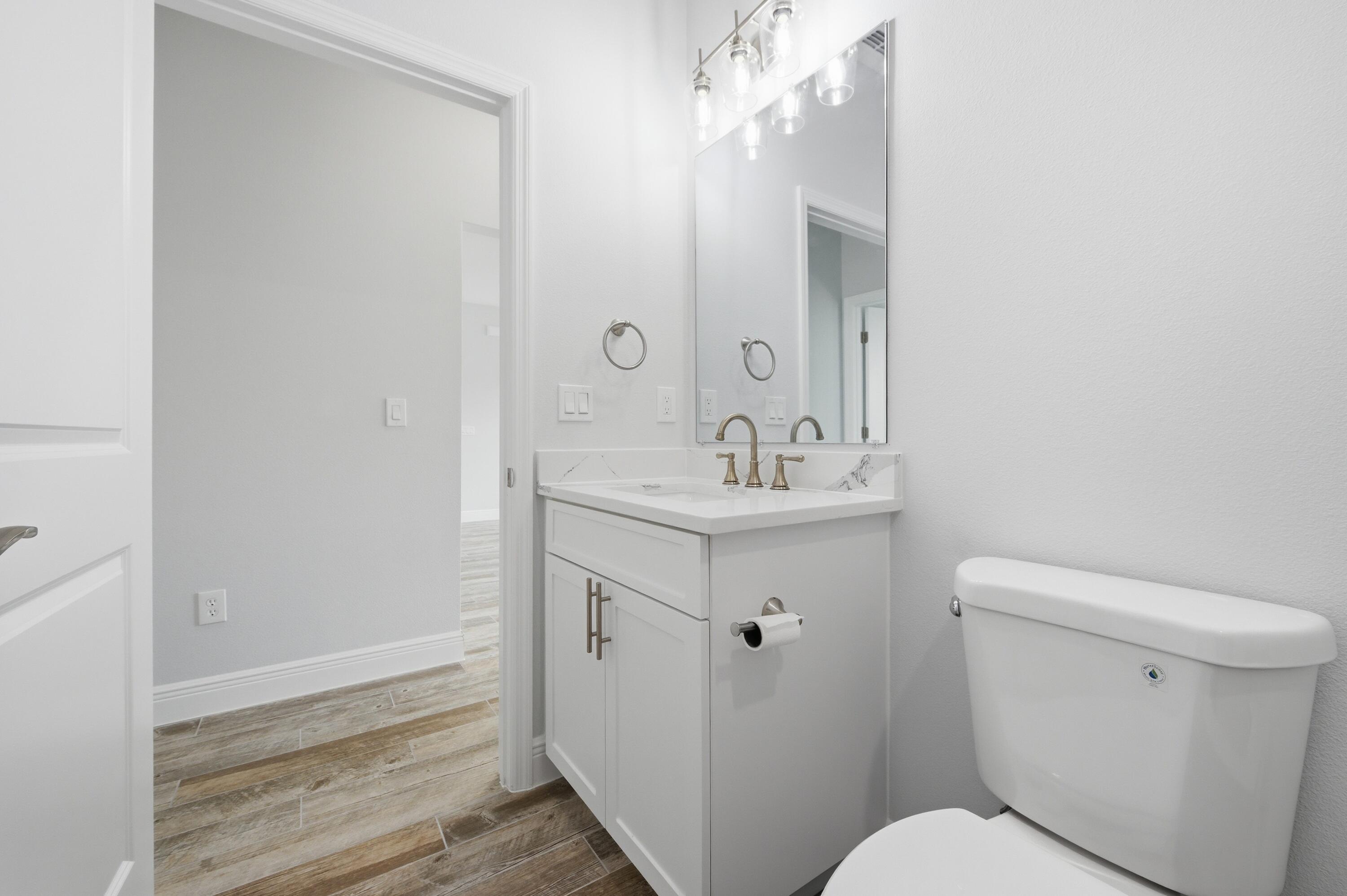 7825 92nd Court Property Photo 25