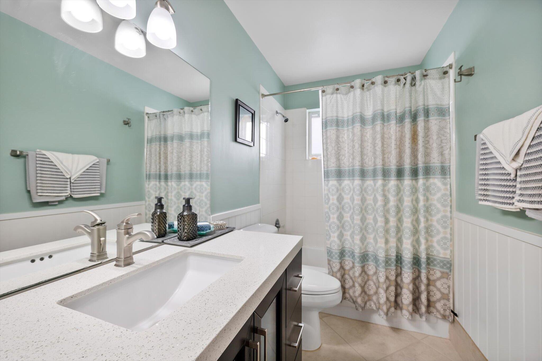 15541 Dover Court Property Photo 14