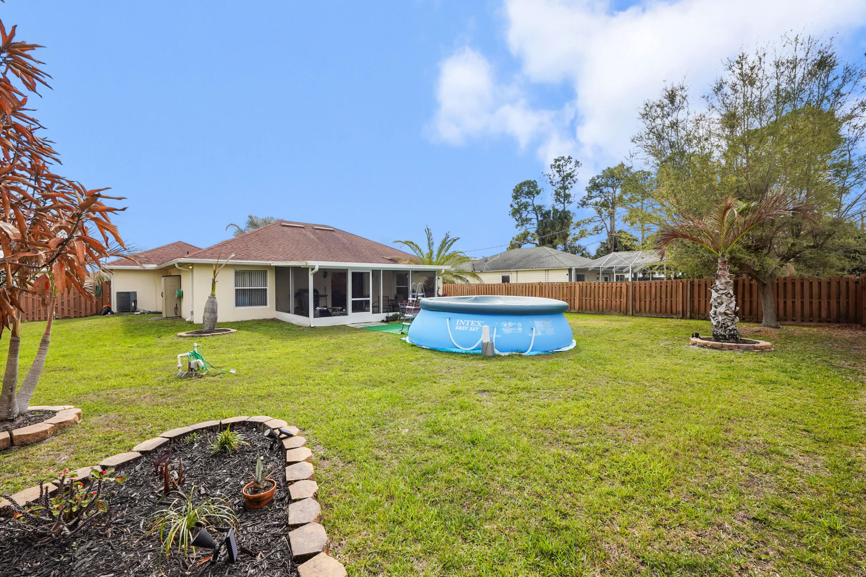 1632 Sw Rutland Street Property Photo 25