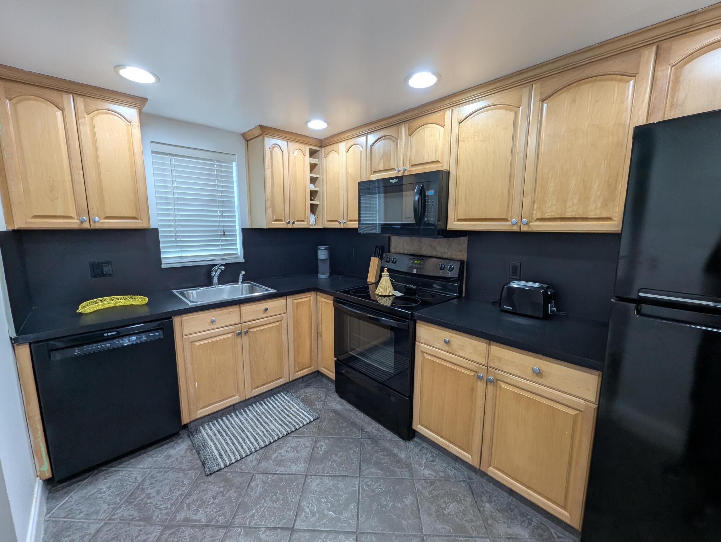 740 E Ocean Avenue 205 Property Photo 17