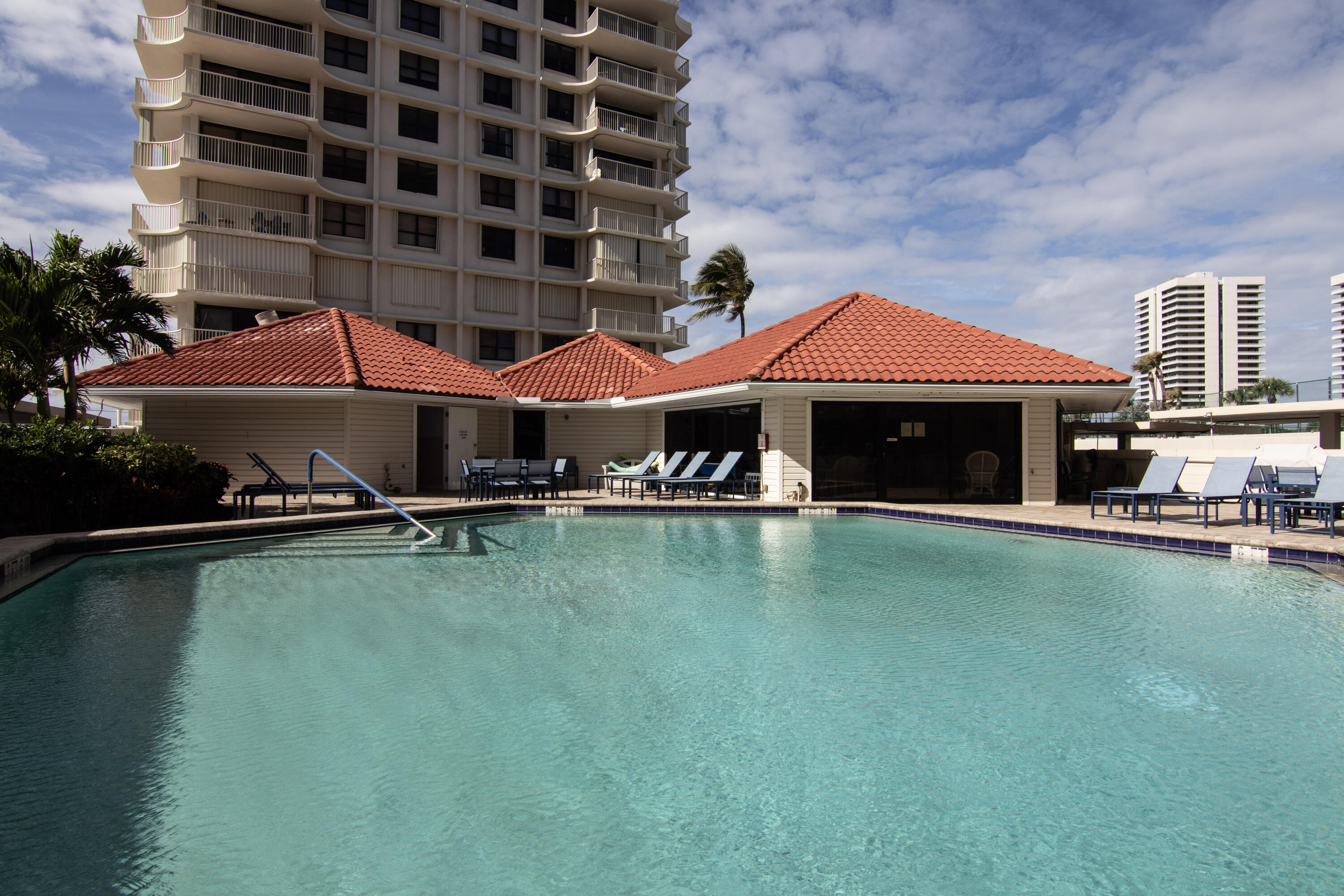 5480 N Ocean Drive A1d Property Photo 22