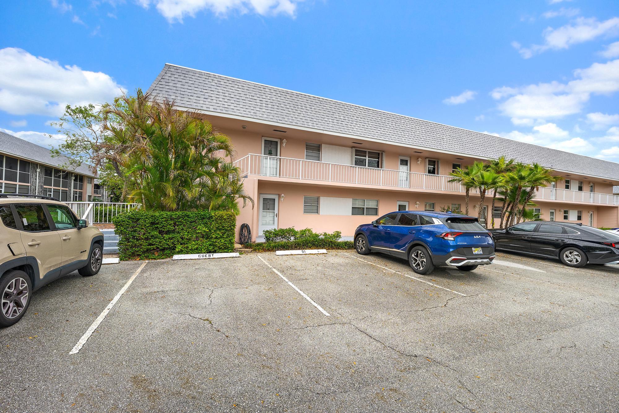 18081 Se Country Club Drive 6-51 Property Photo 1