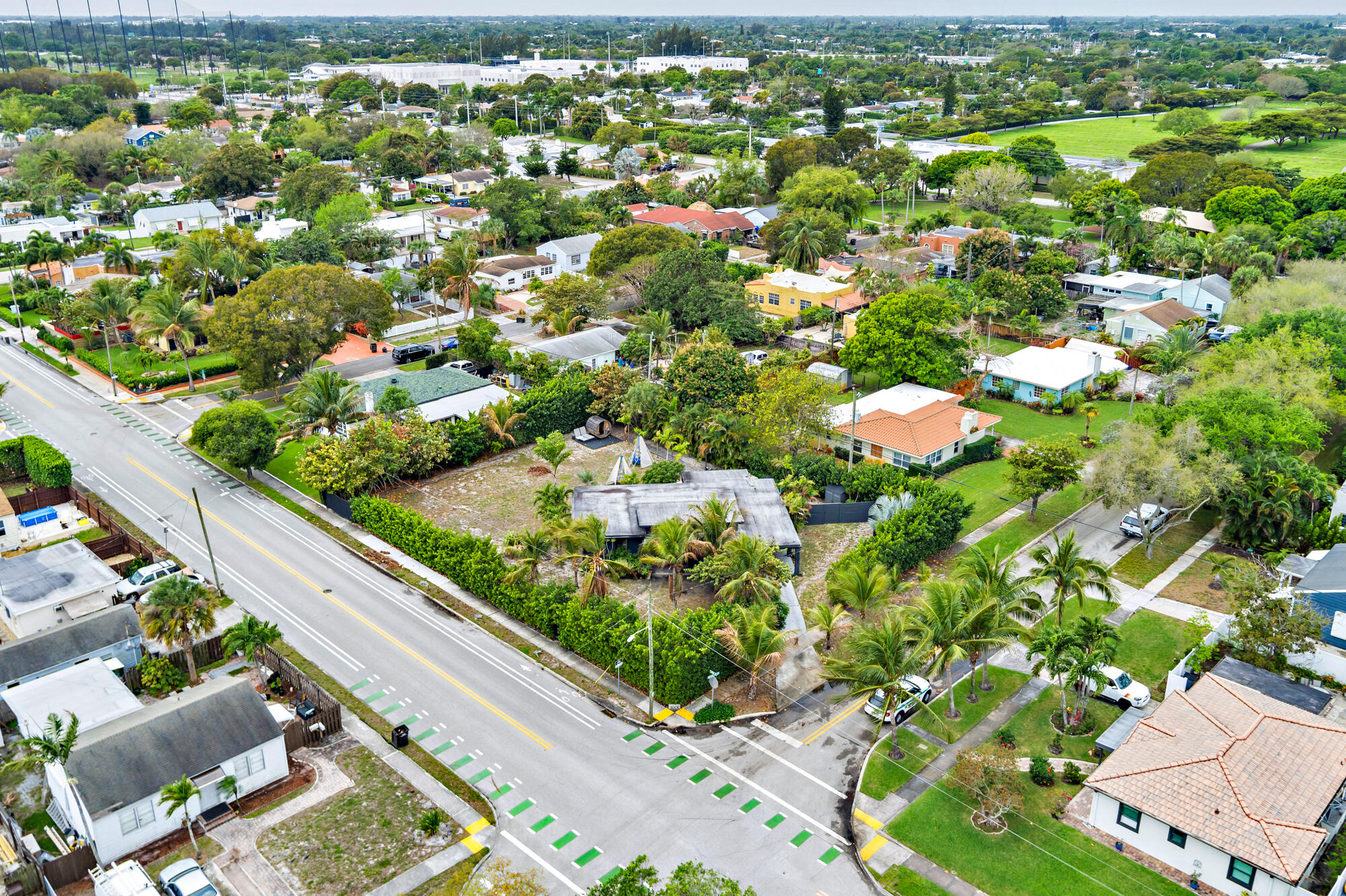 6301 Lake Avenue Property Photo 4