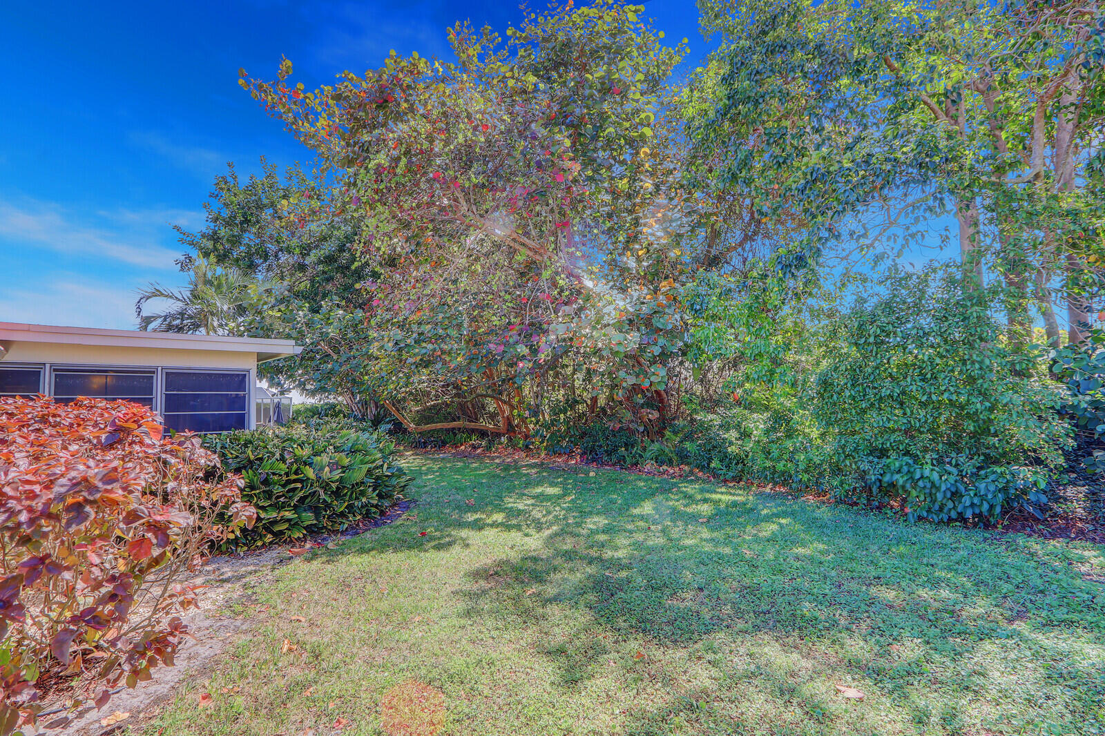 8574 Se Seagrape Way Property Photo 37