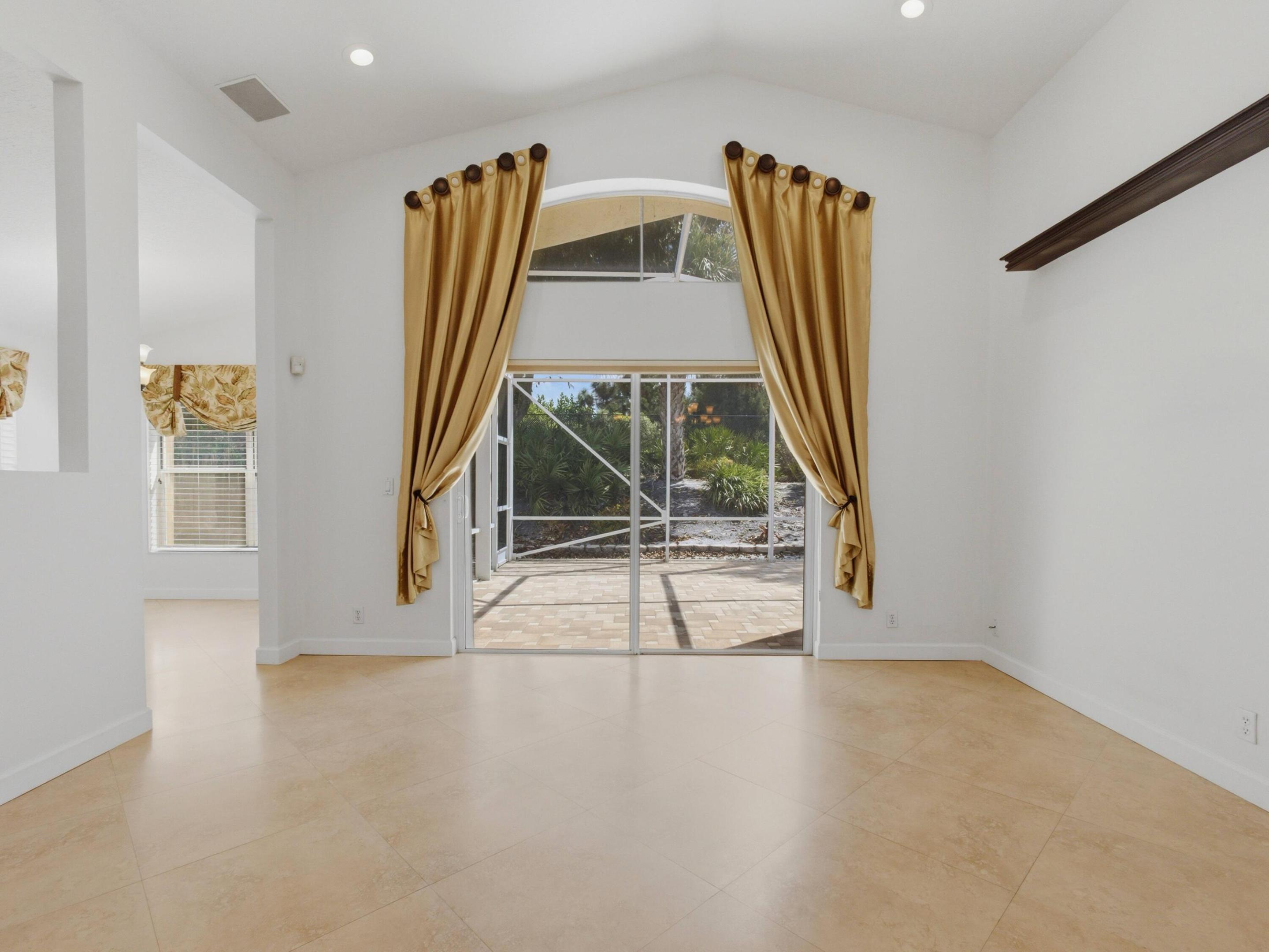 10740 Grande Palladium Way Property Photo 13
