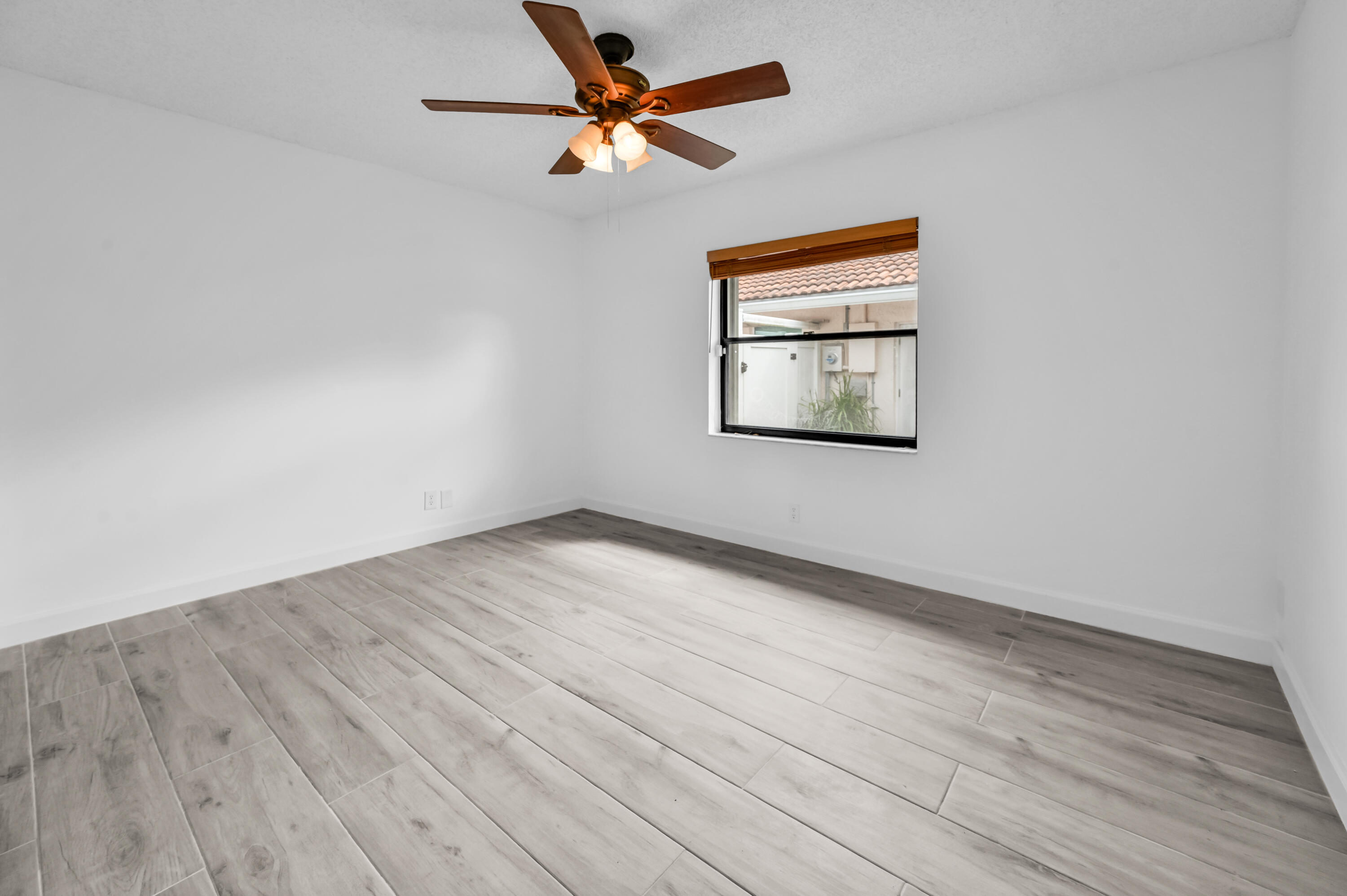7619 Silver Woods Court Property Photo 7