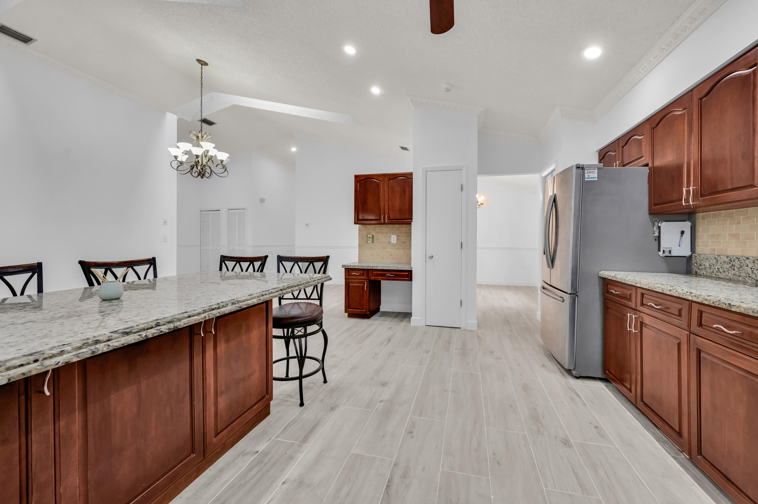 7619 Silver Woods Court Property Photo 12