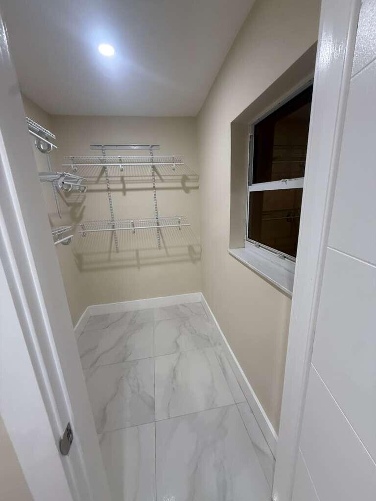 3373 Sw 7th Street Property Photo 6