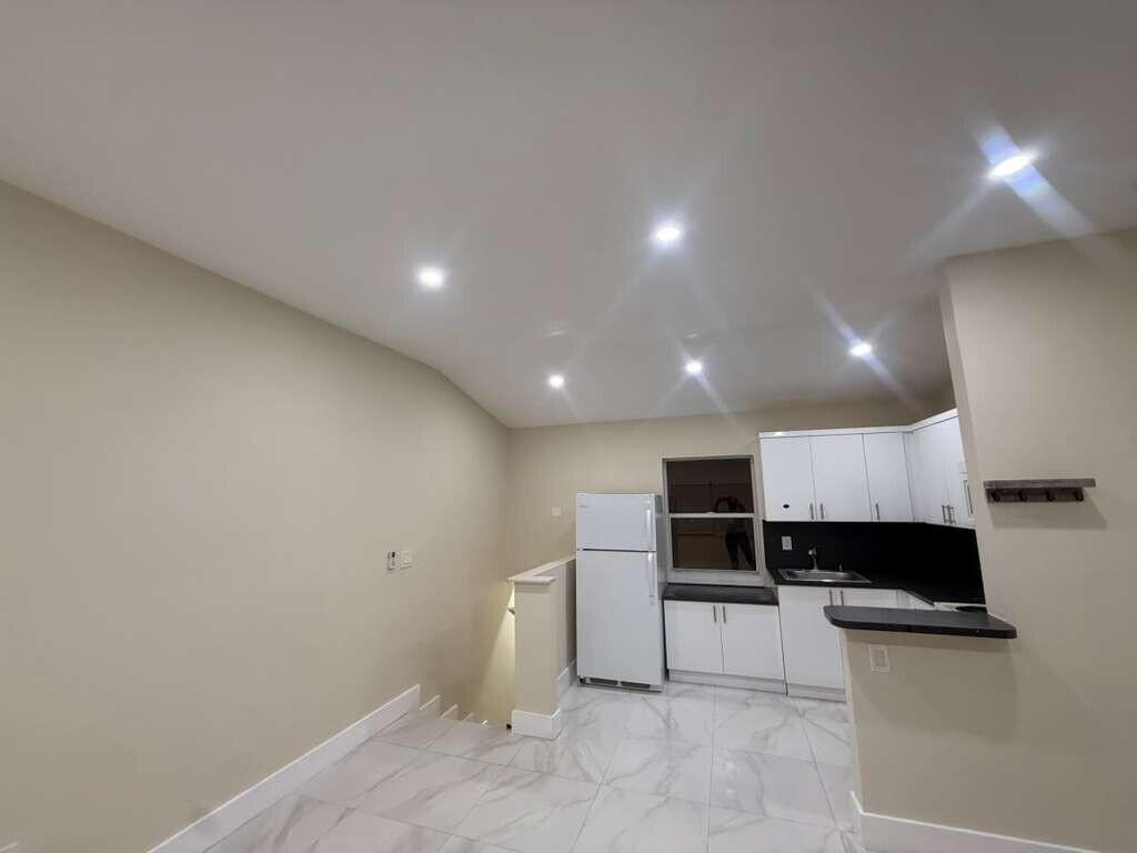 3373 Sw 7th Street Property Photo 13