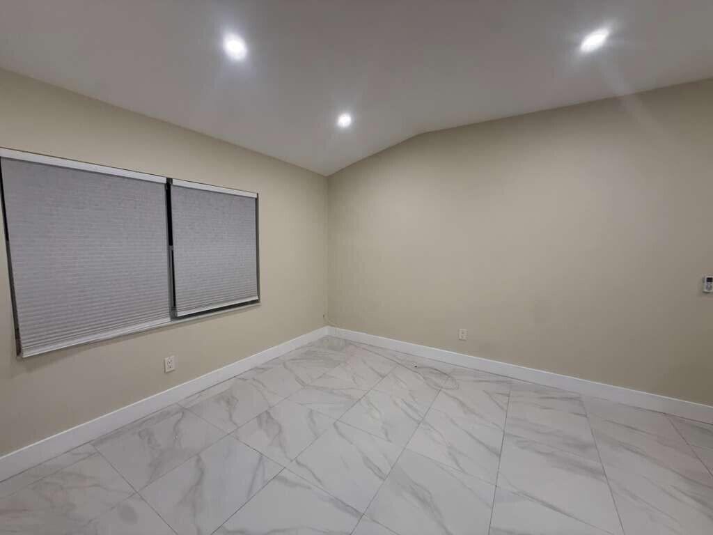 3373 Sw 7th Street Property Photo 23