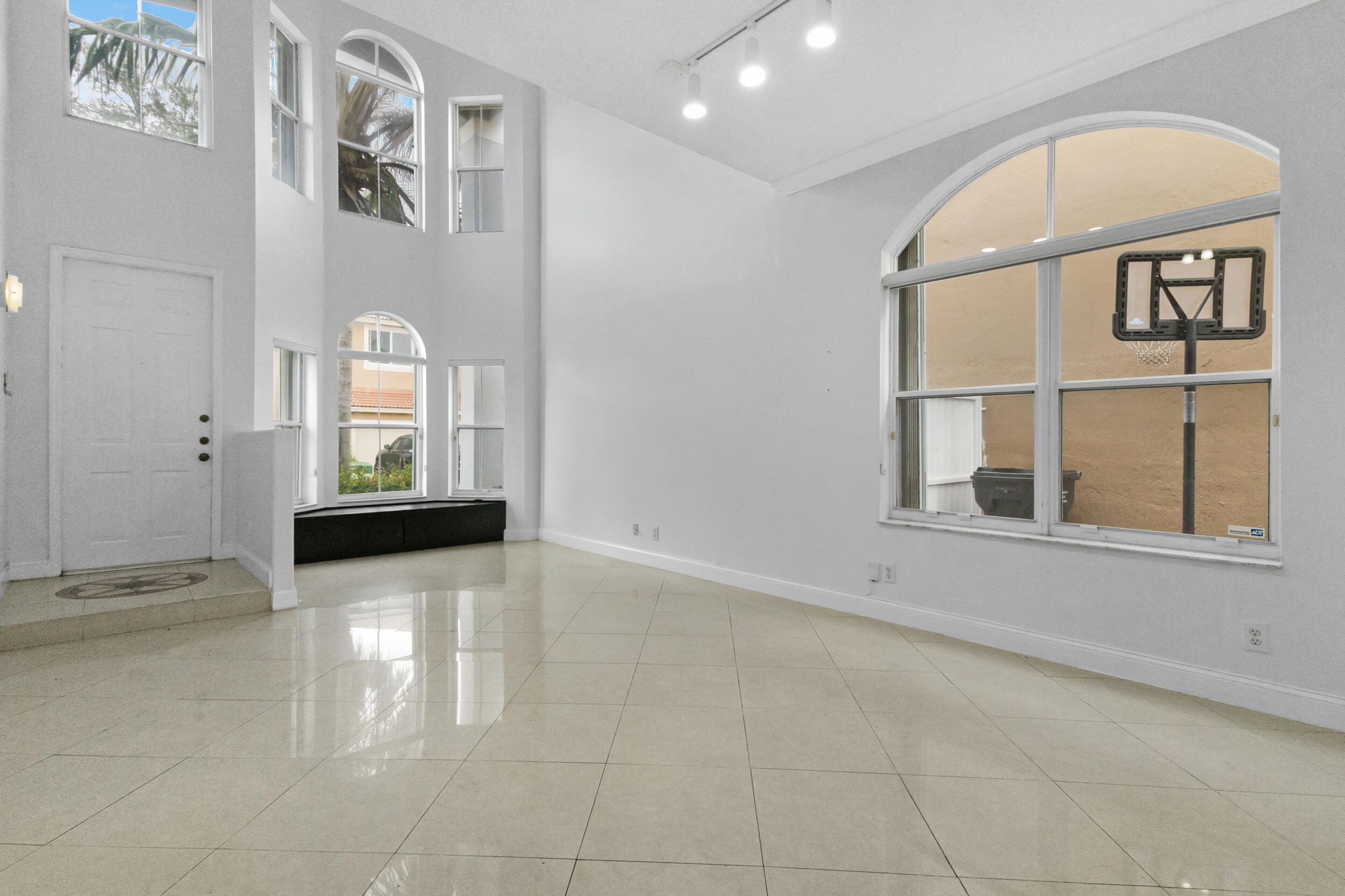 3768 Sw 50th Court Property Photo 3