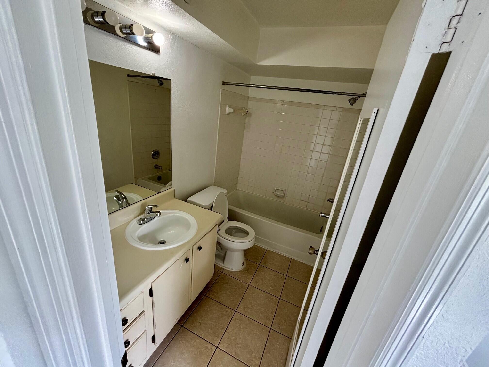 2796 S University Drive 2207 Property Photo 10