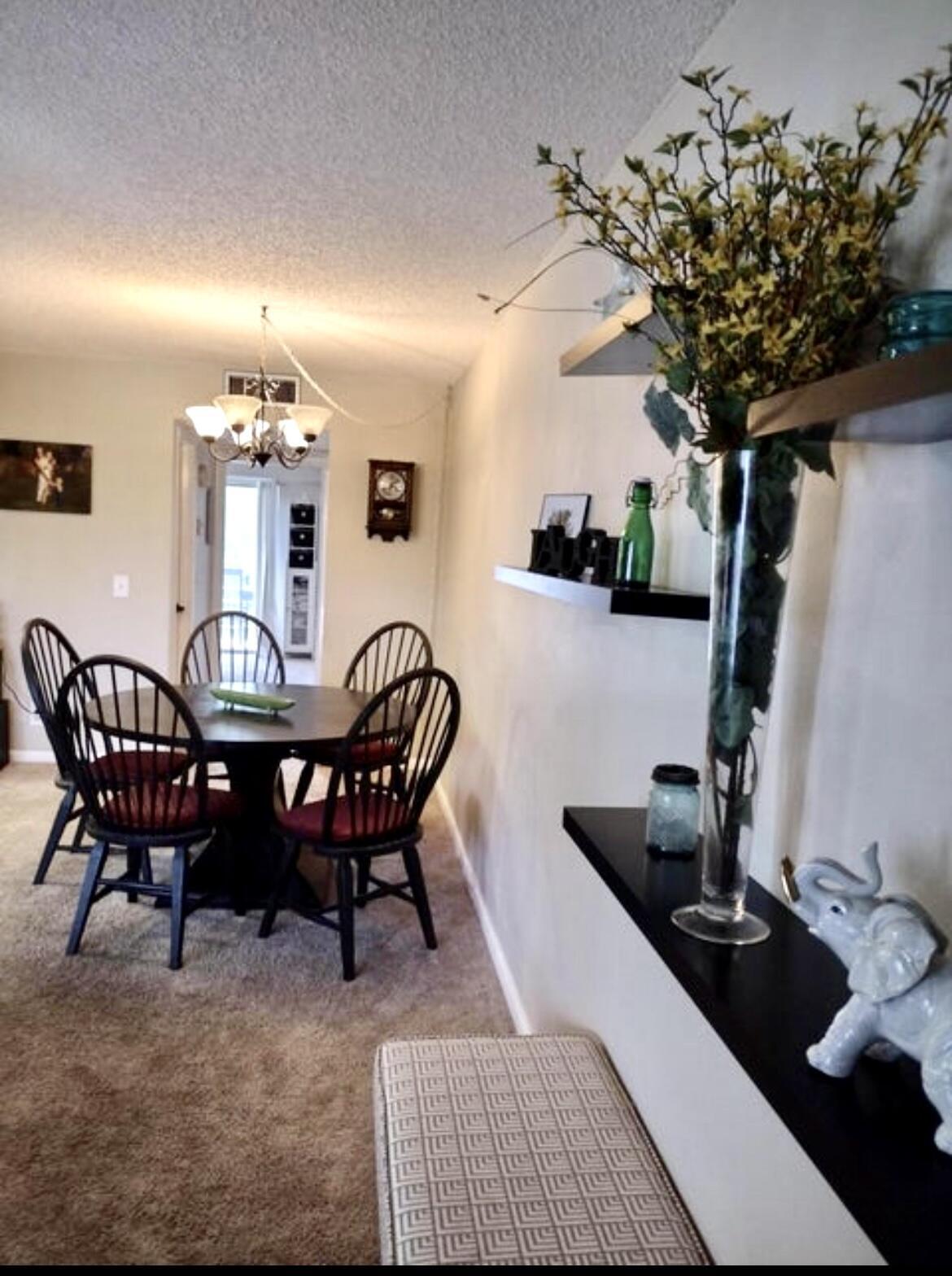 209 Suffolk E Property Photo 12