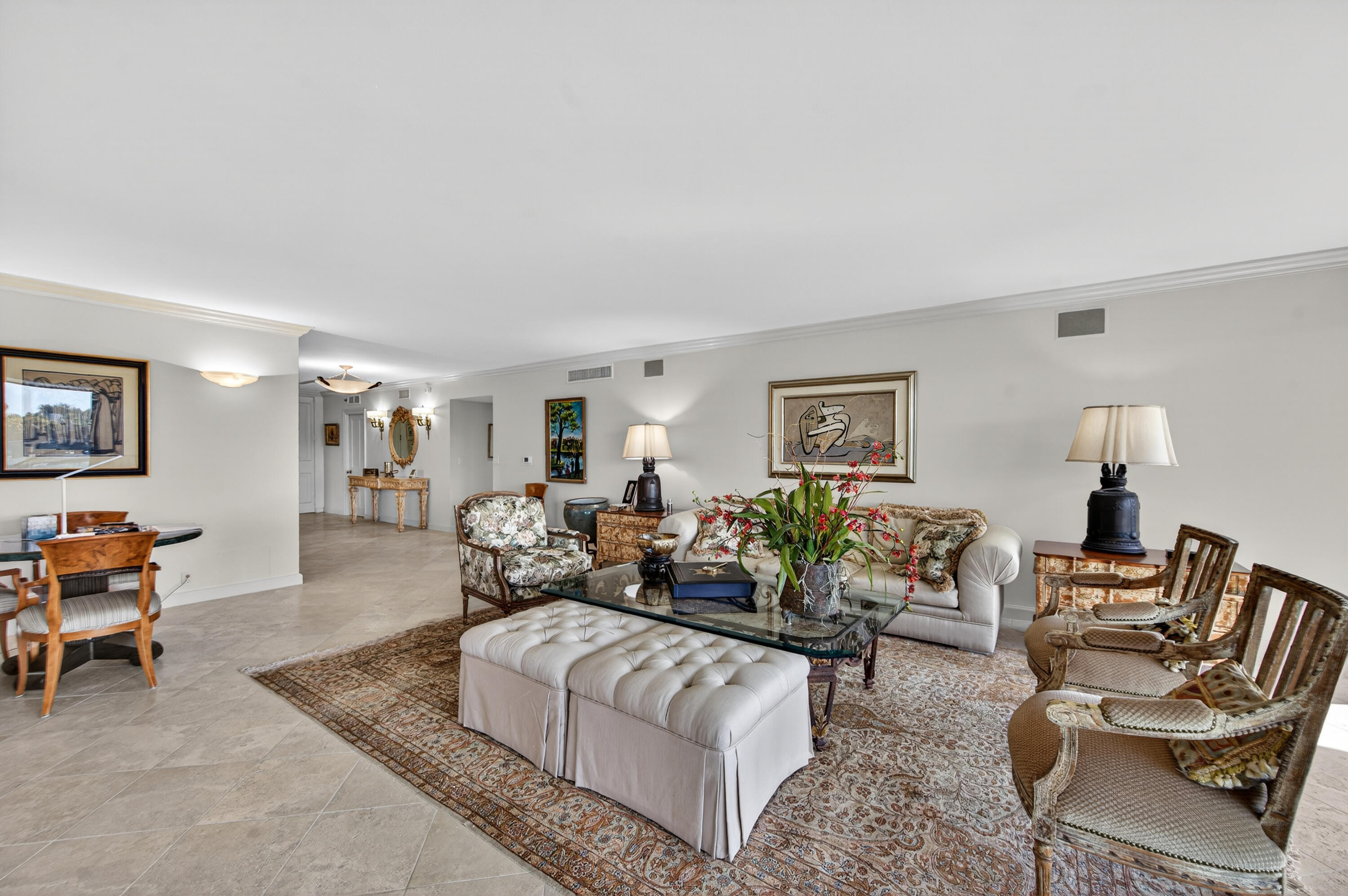 5500 Collins Avenue 302 Property Photo 23