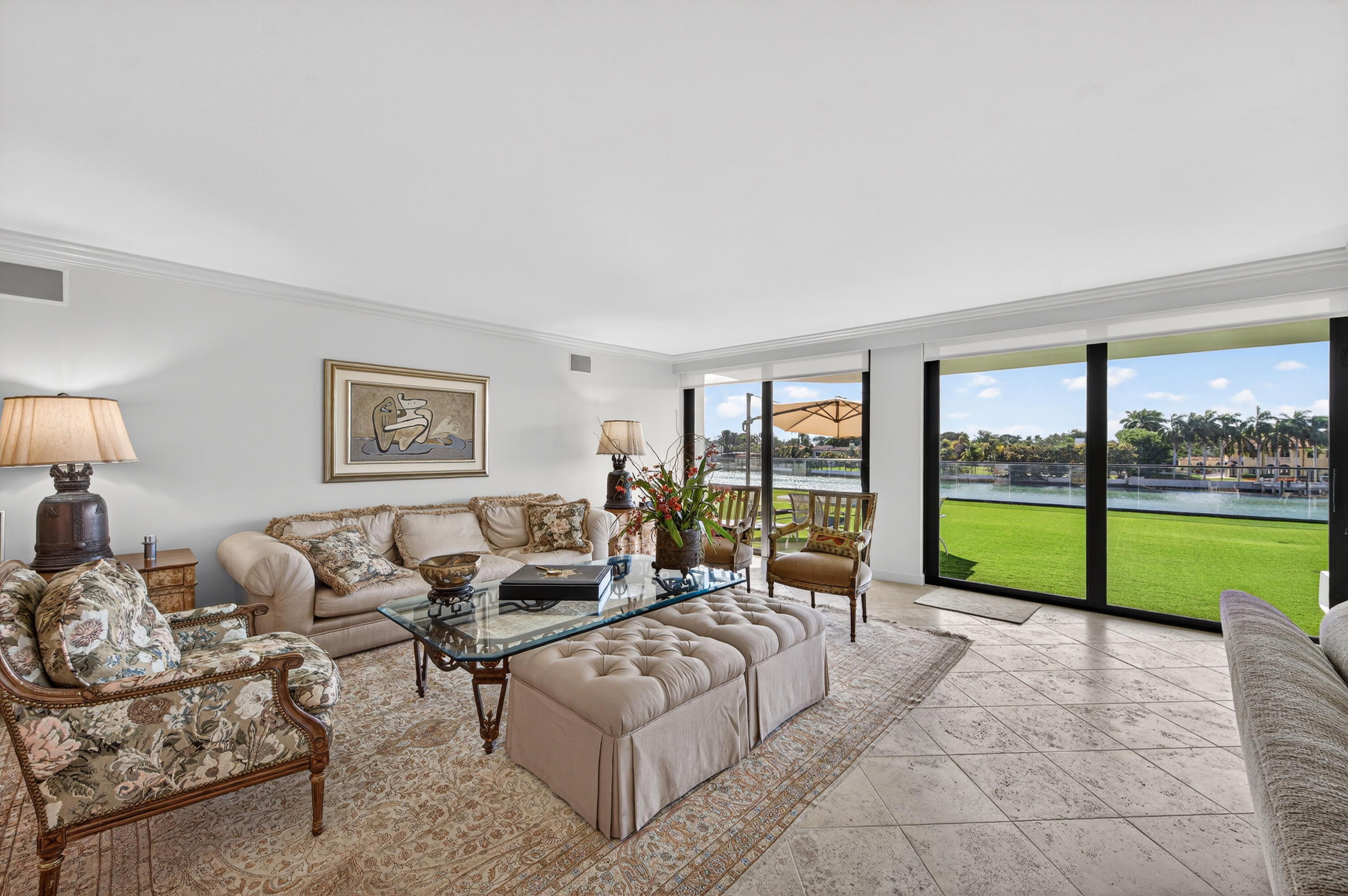 5500 Collins Avenue 302 Property Photo 26