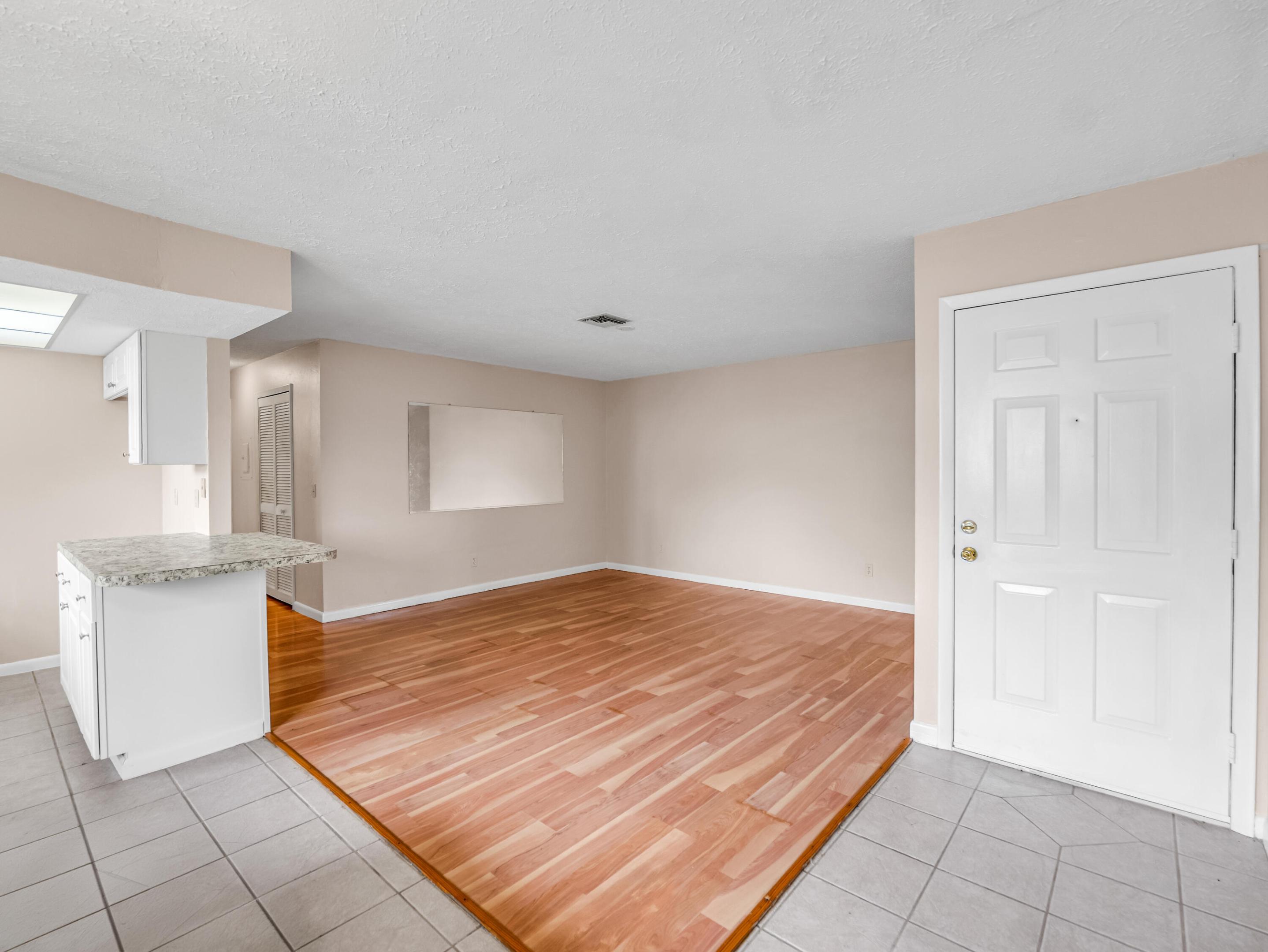 151 Cape Coral Parkway W 106 Property Photo 7
