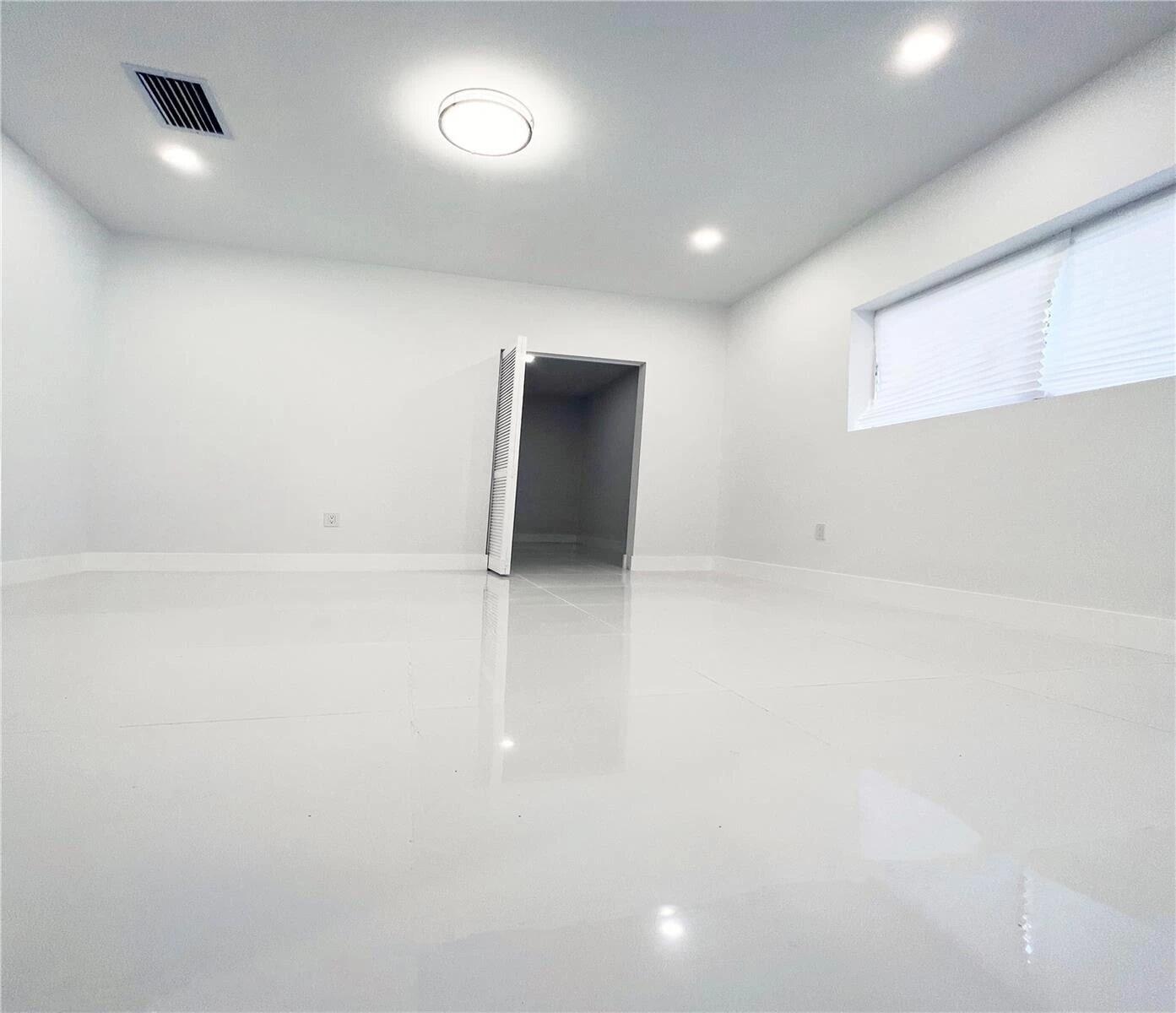730 Alabama Avenue Property Photo 8