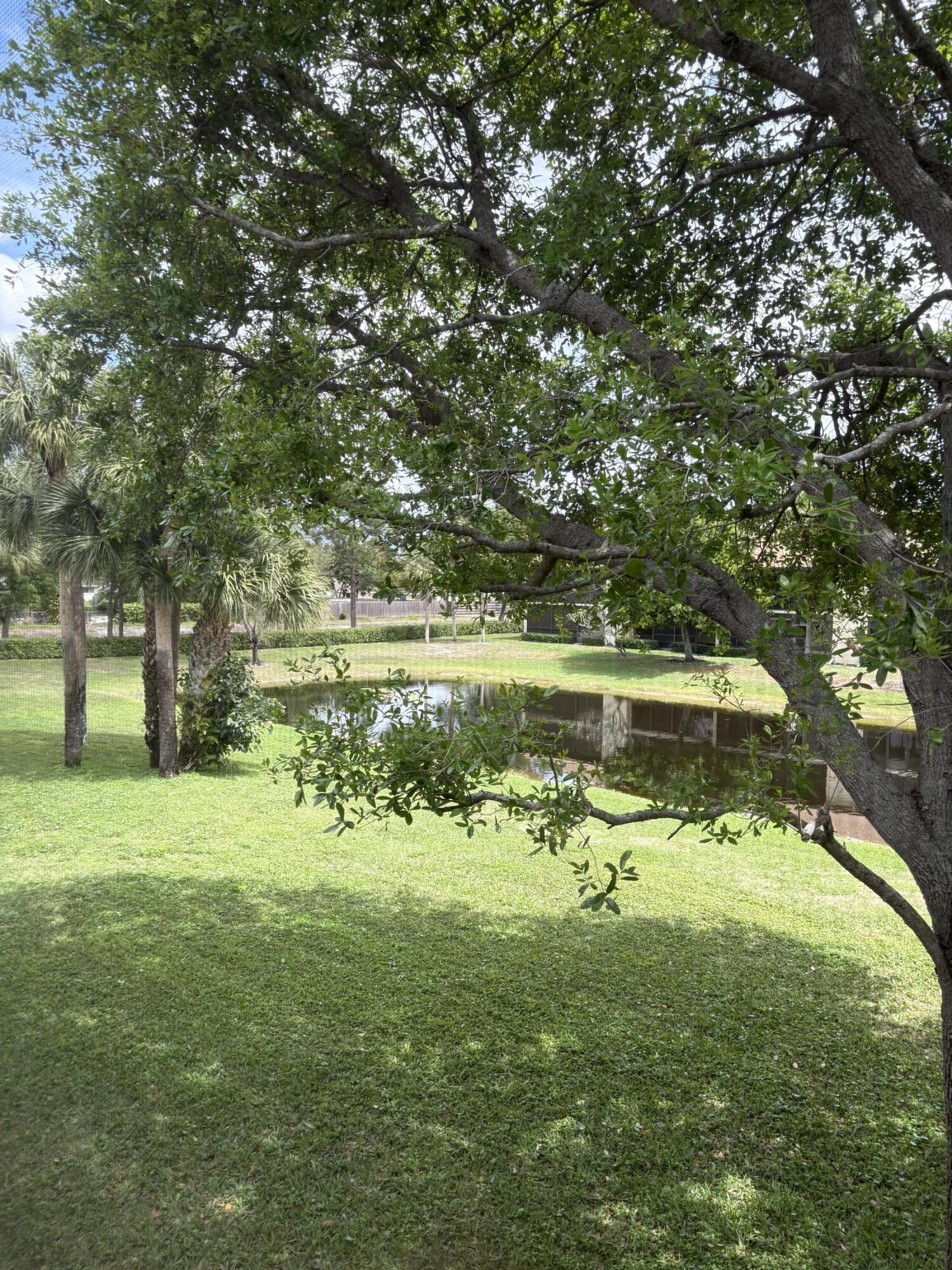 7831 Willow Spring Drive 526 Property Photo 4