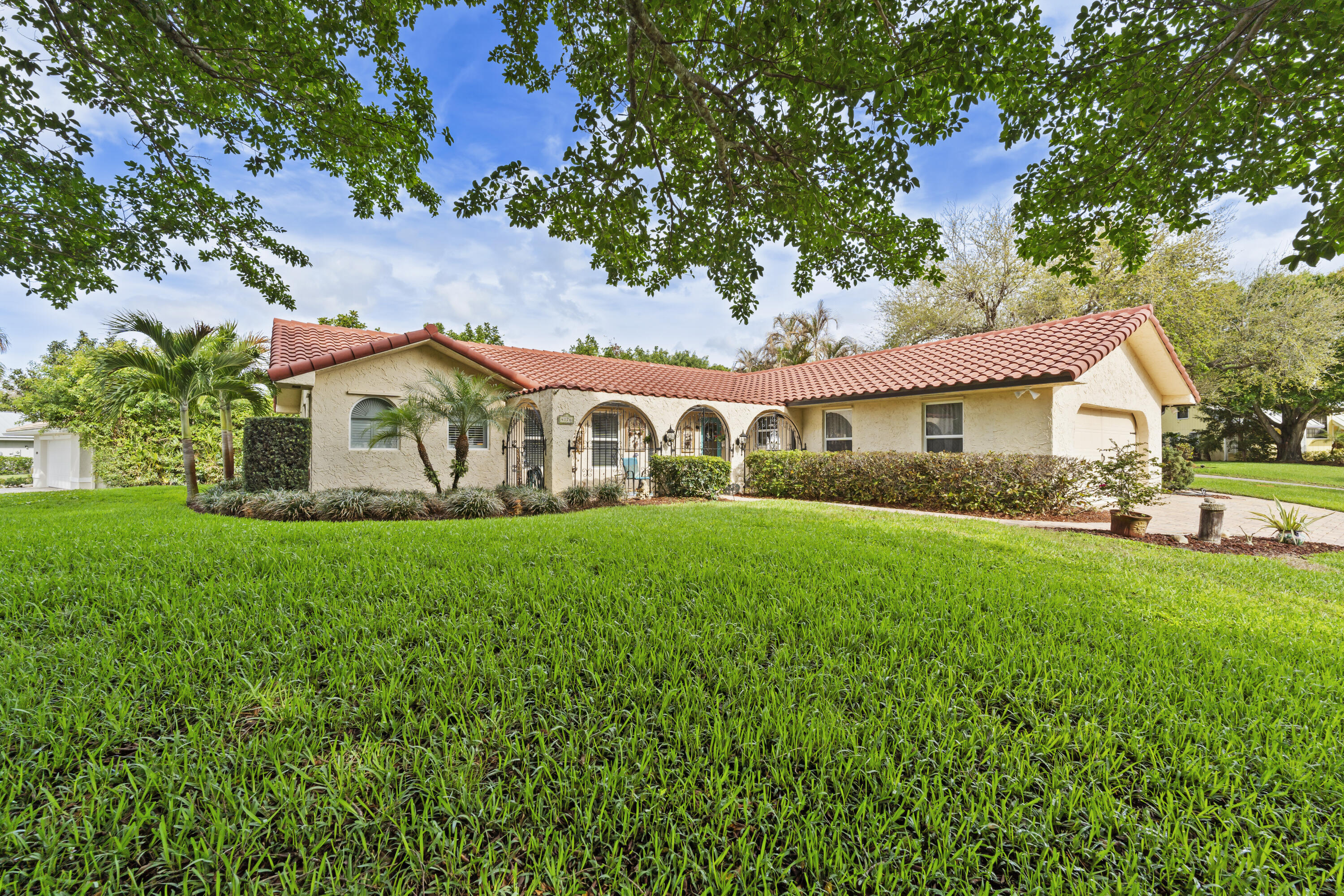 4176 Se Fairway Court Property Photo 1