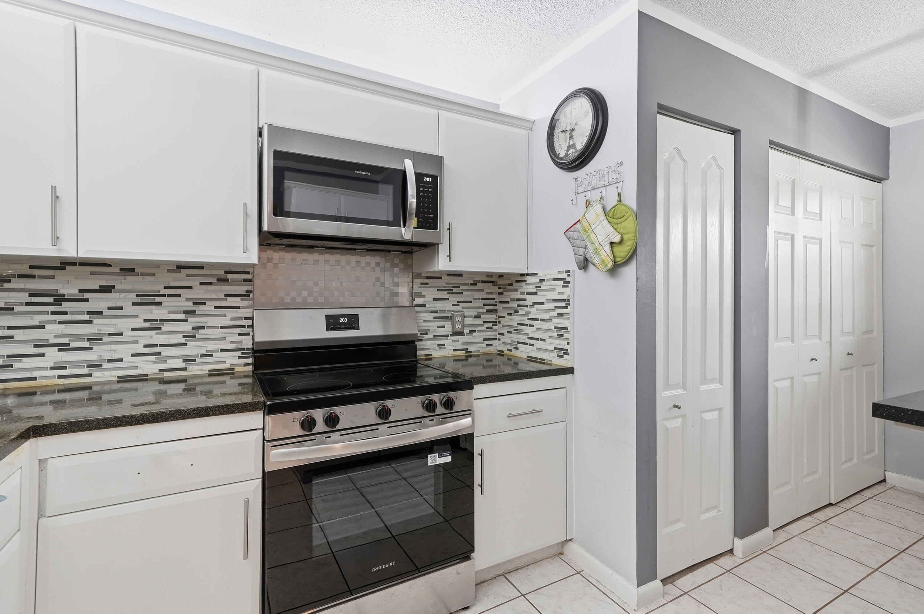 1774 Hammock Boulevard 118 Property Photo 3
