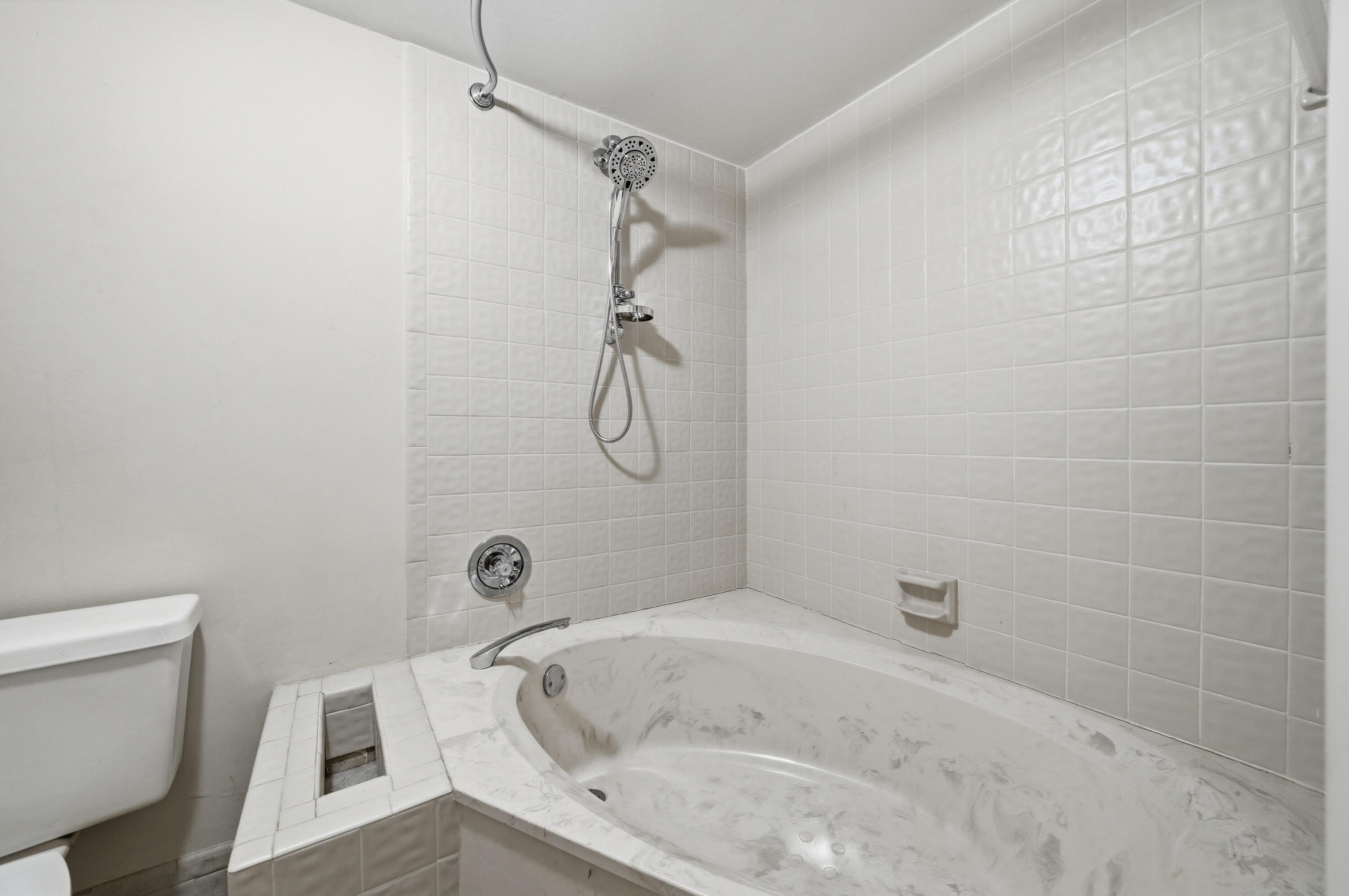 1774 Hammock Boulevard 118 Property Photo 28