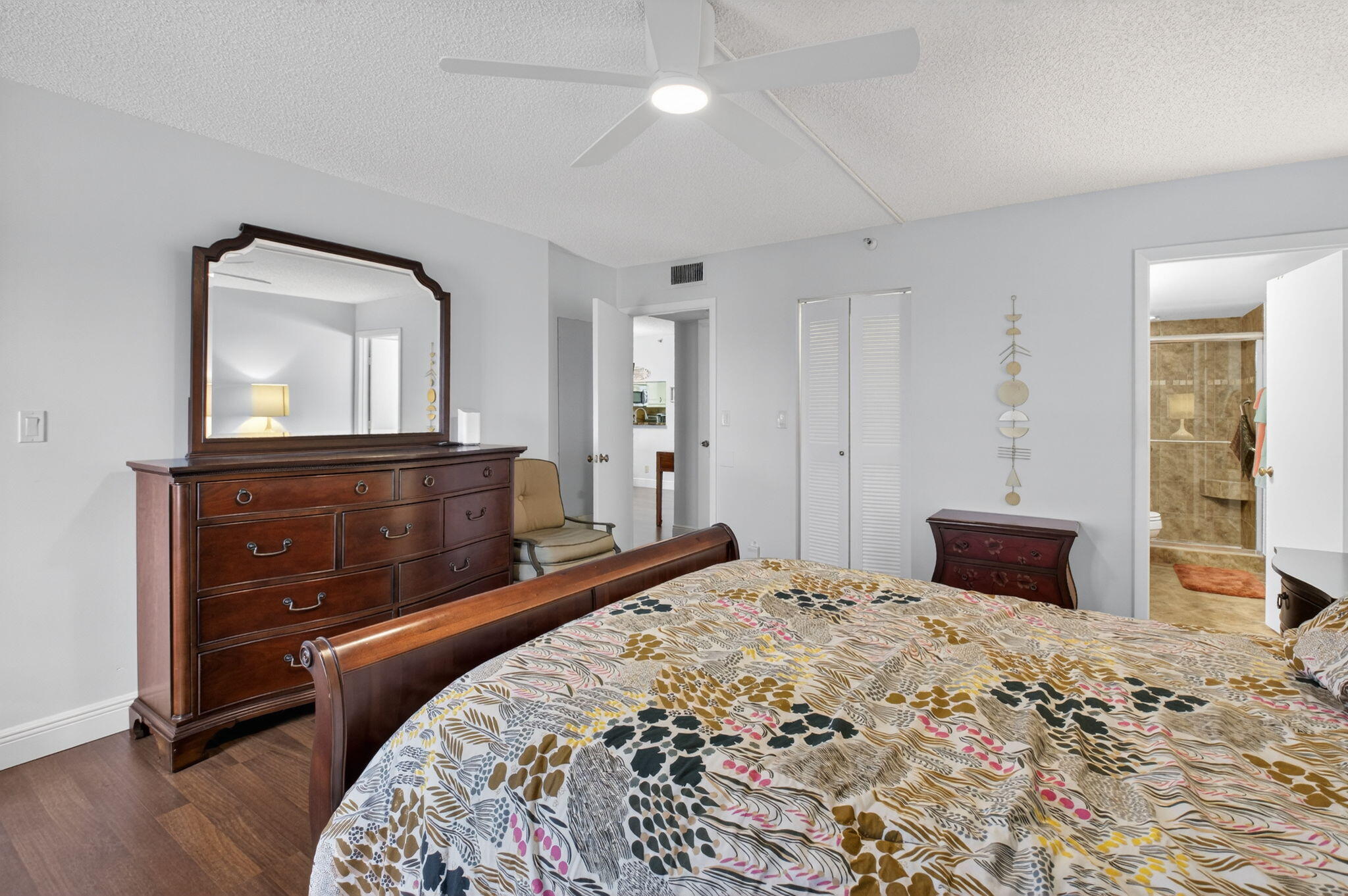 6866 Huntington Lane 607 Property Photo 23