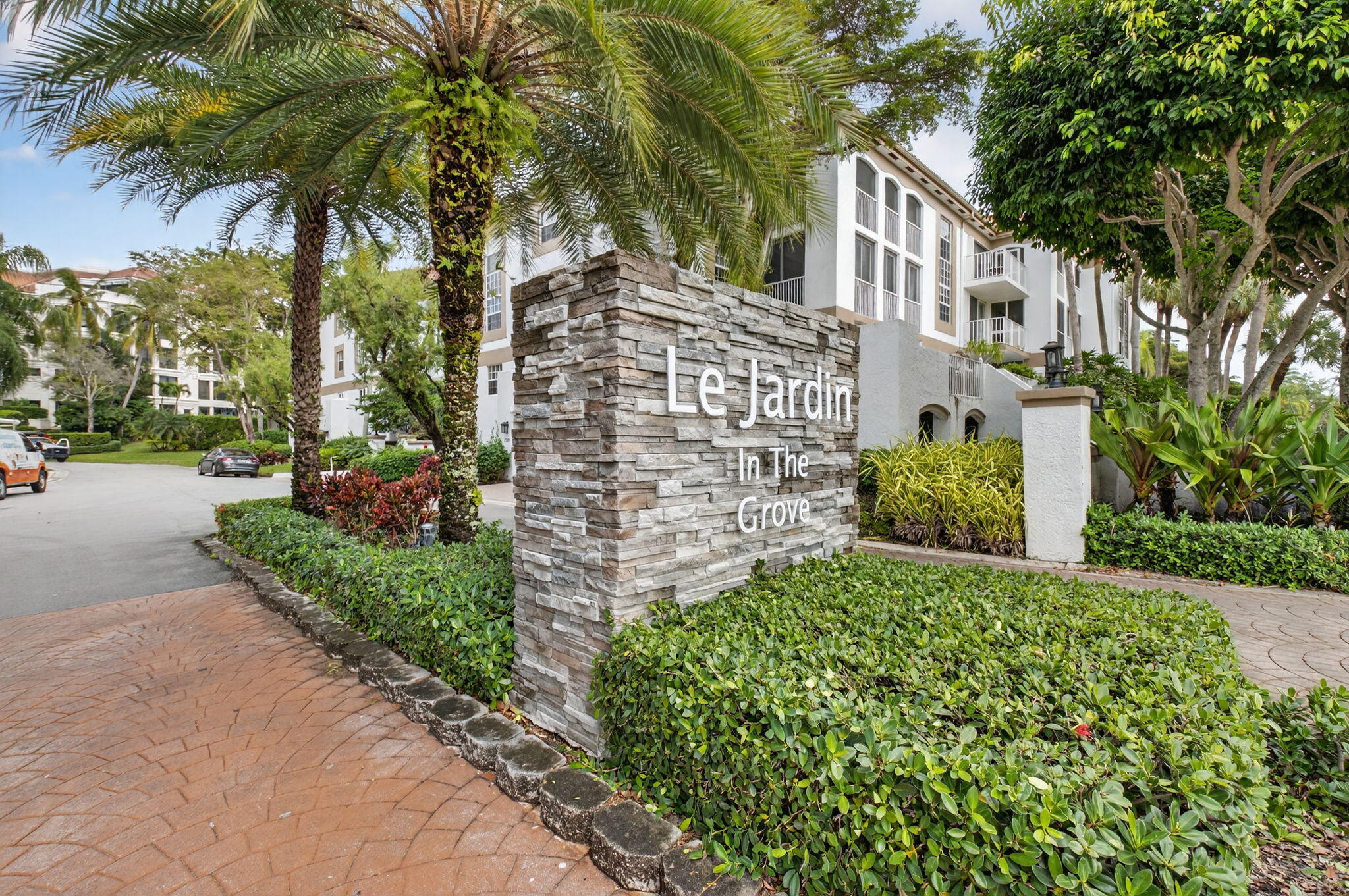 7369 Orangewood Lane 307 Property Photo 1