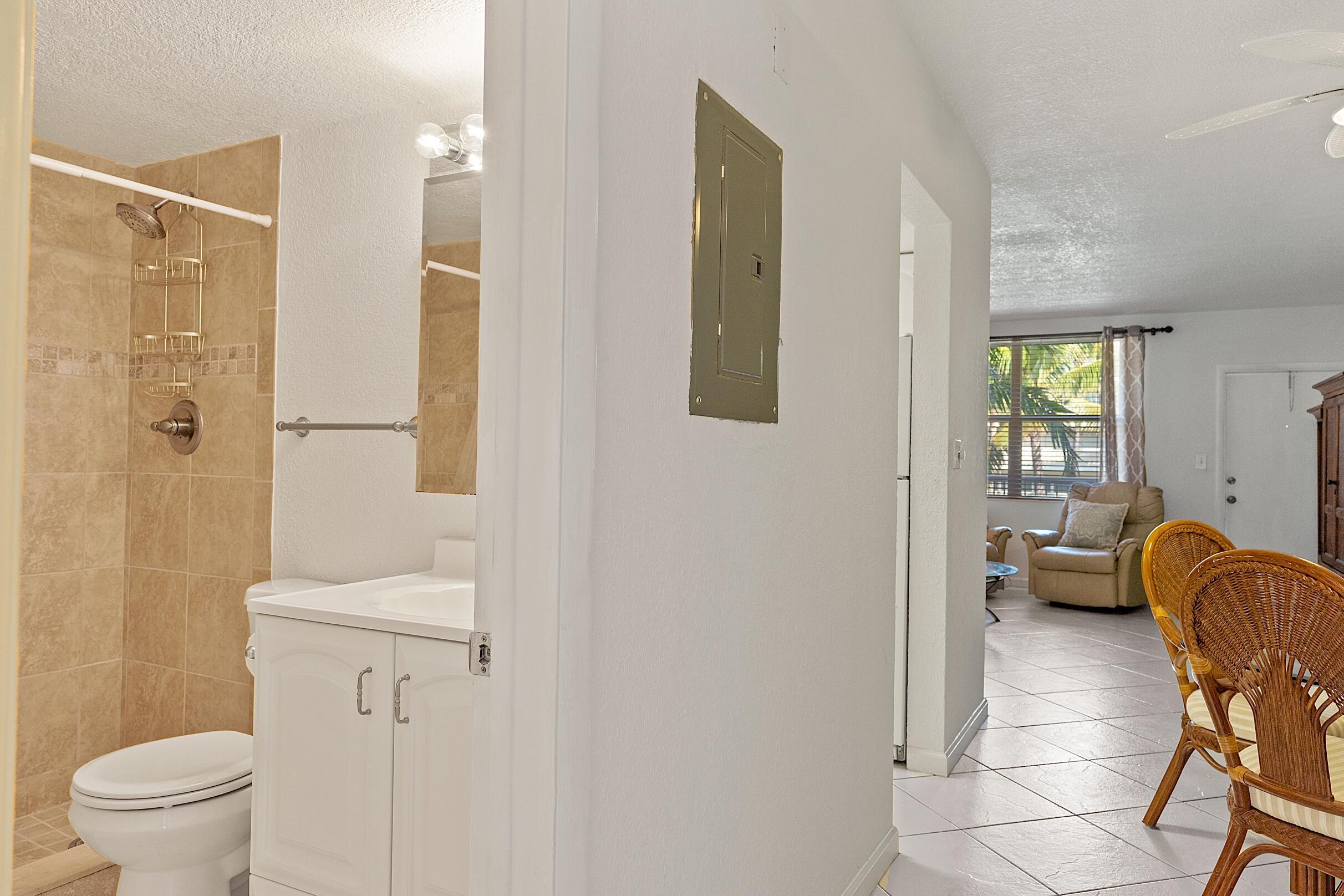 2565 S Ocean Boulevard 208 Property Photo 11