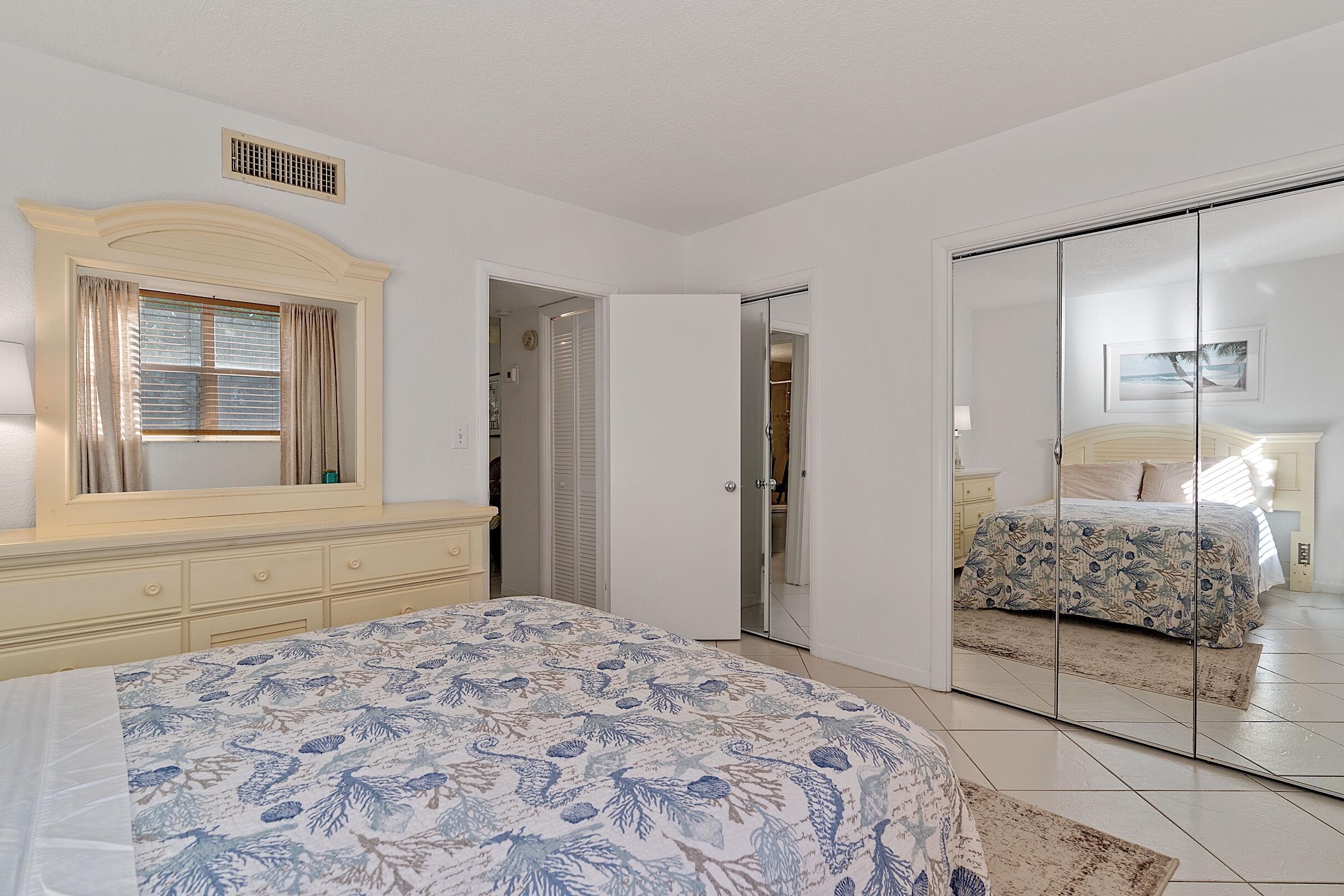 2565 S Ocean Boulevard 208 Property Photo 16